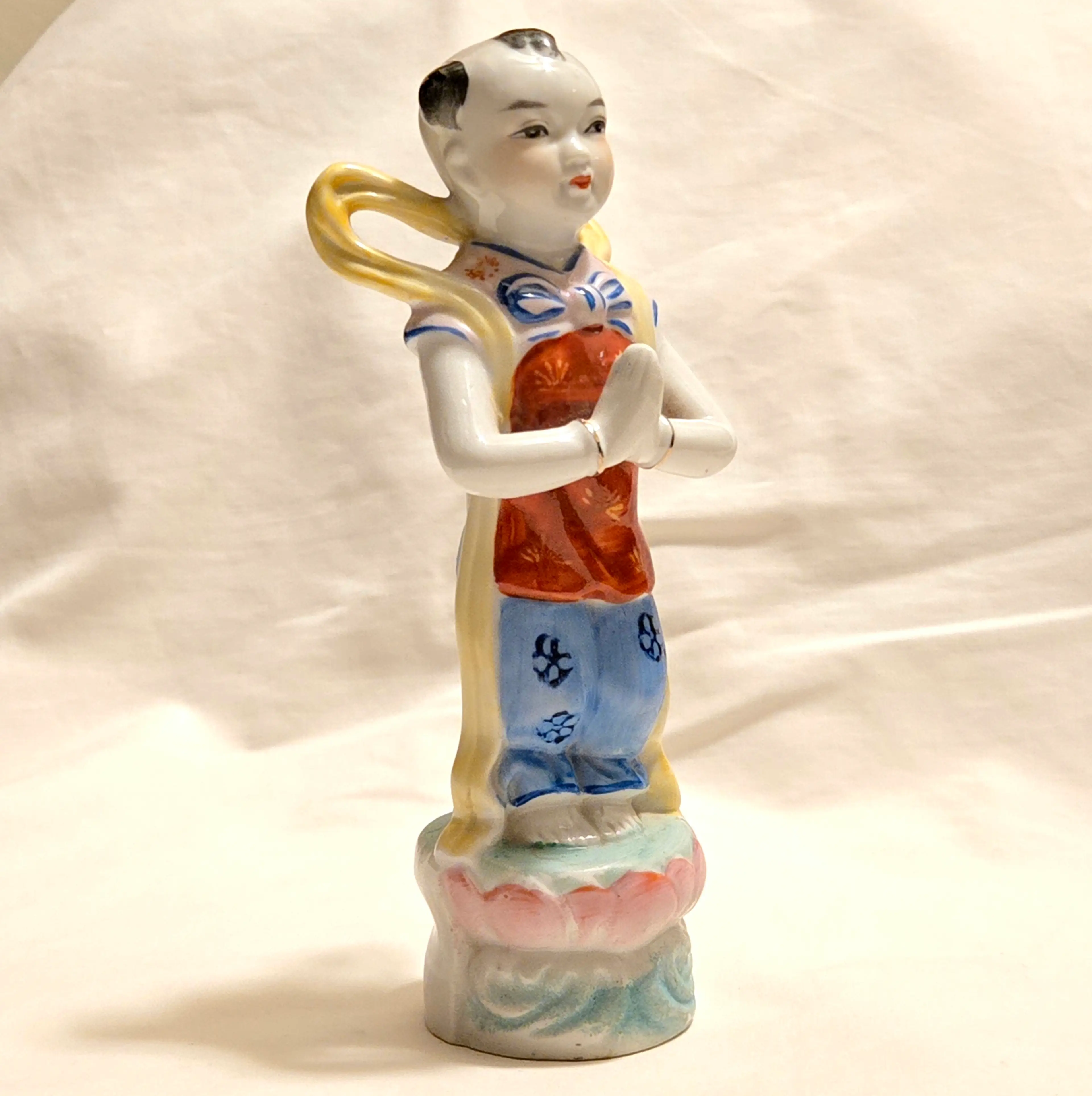 Image 2 of 20