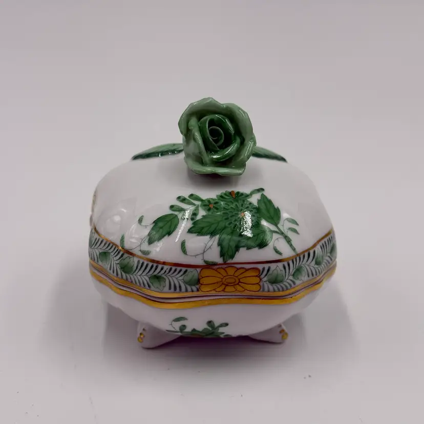 Herend Hungary Chinese Bouquet Green Square Trinket Box & Lid Green Rose Finial