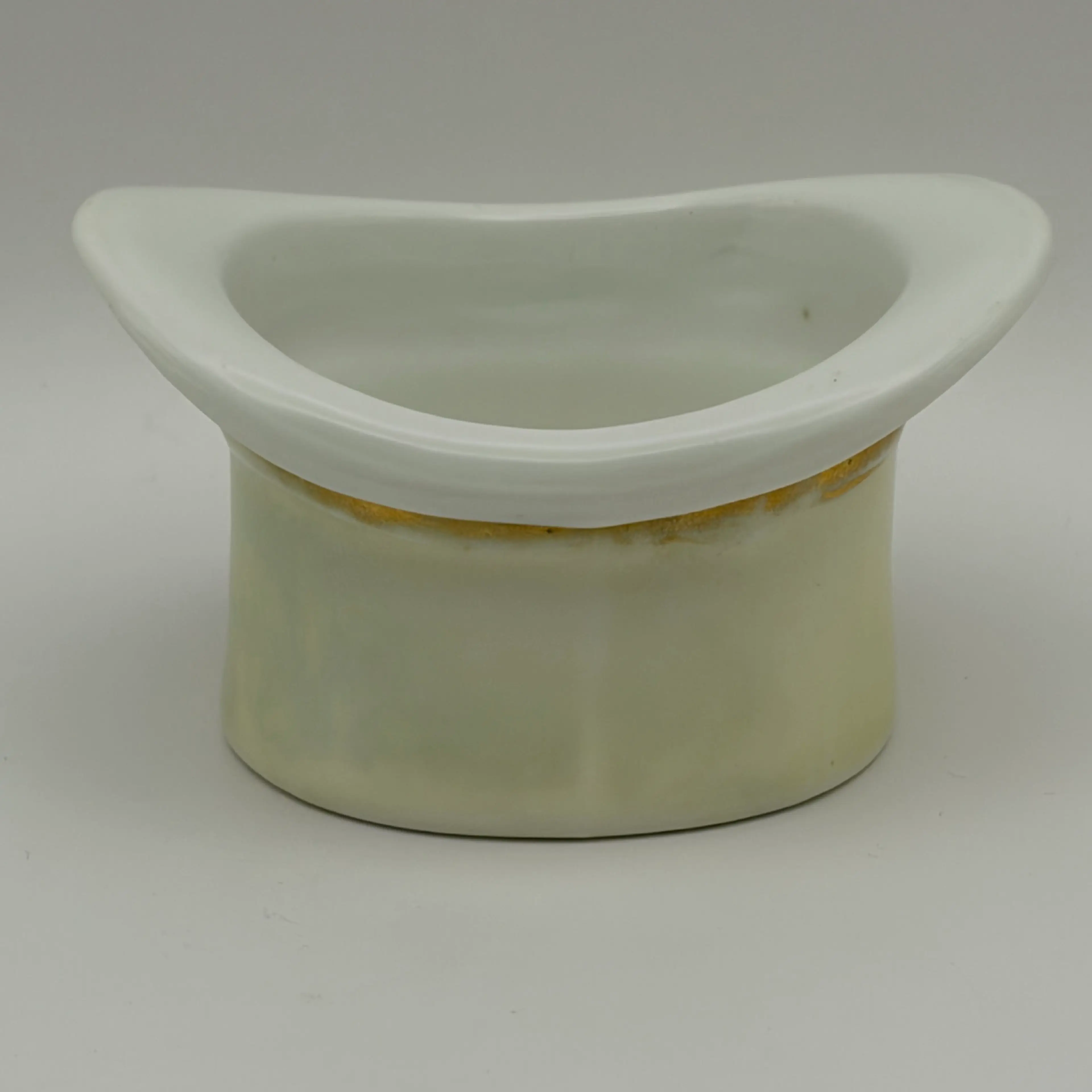 Image 4 of 8