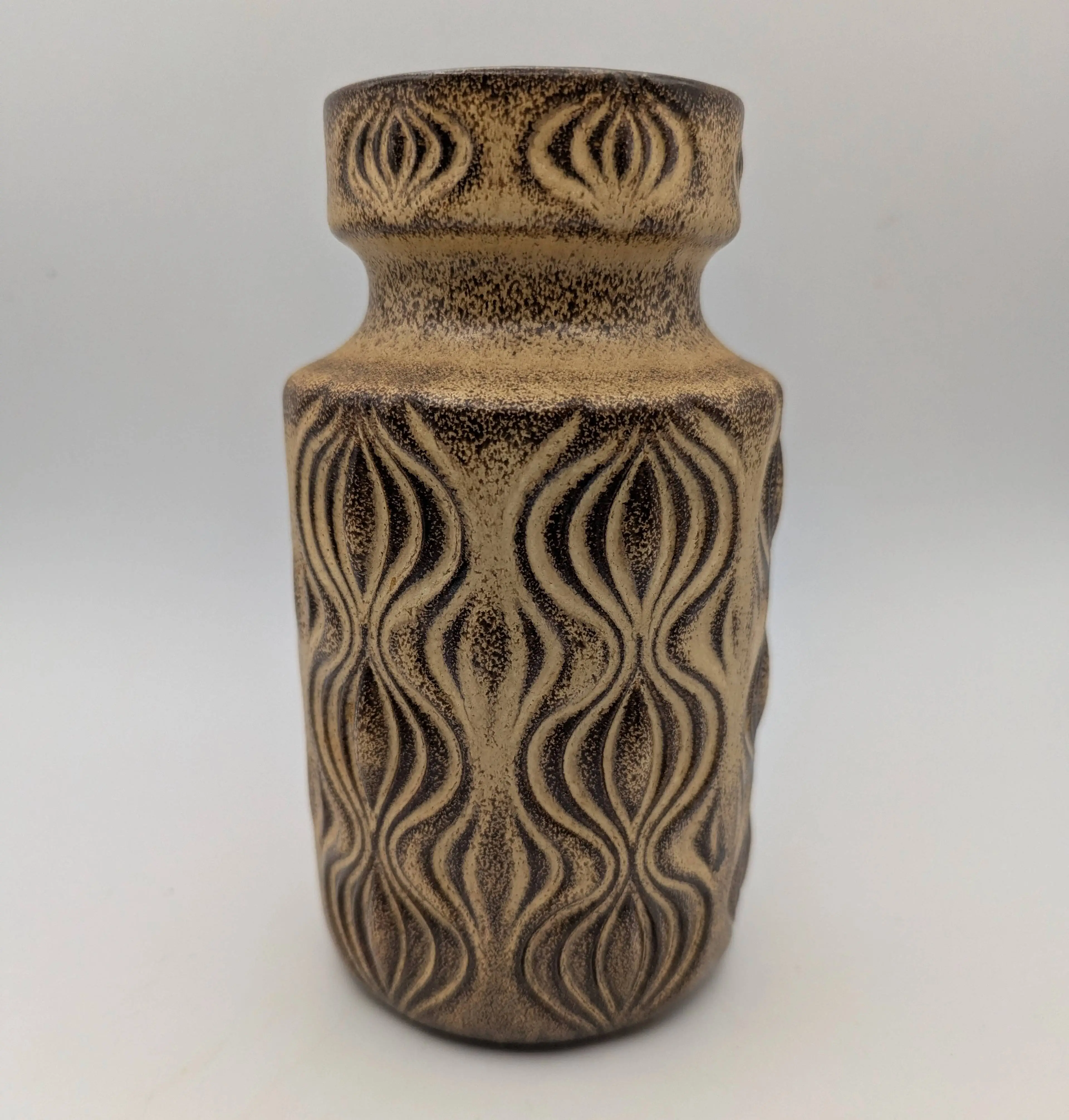 Image 4 of 8
