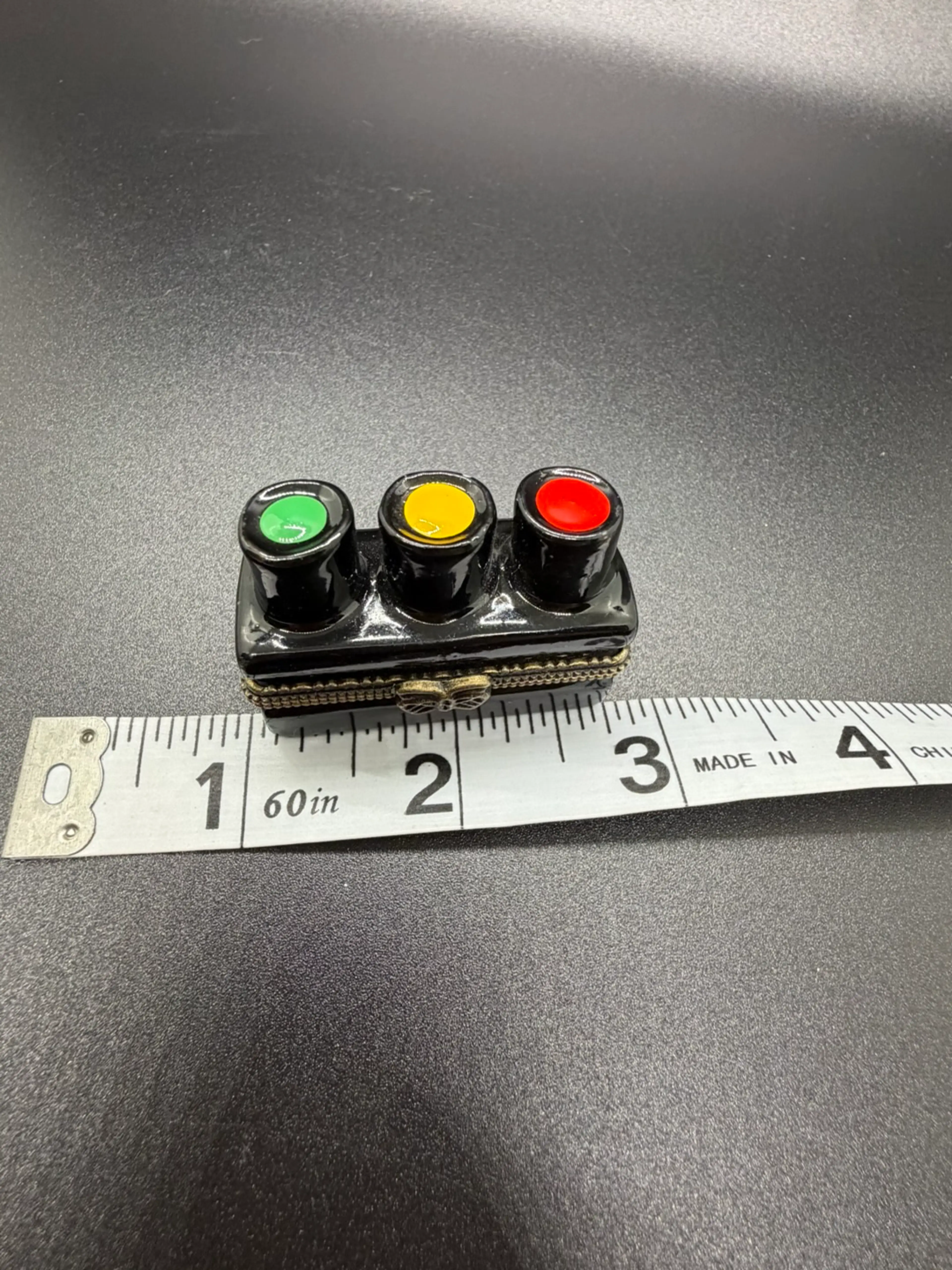 Image 4 of 4