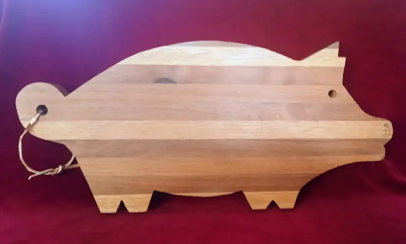 Vintage wood pig cutting board