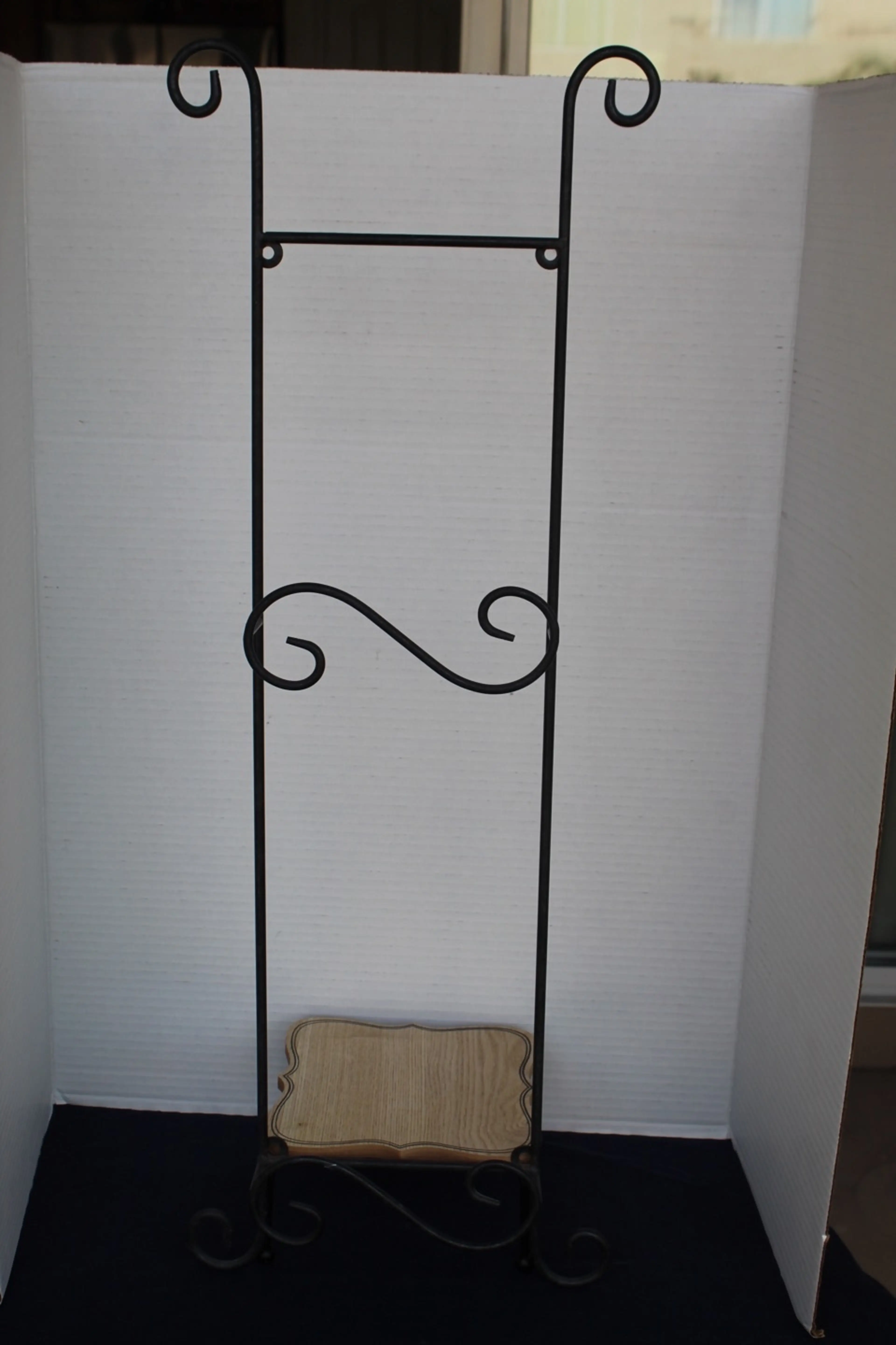 Image 1 of 8