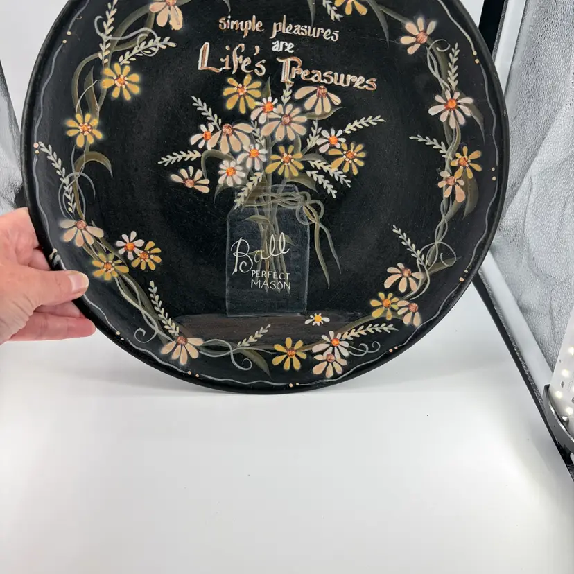 Primitive Ball Canning Wooden Plate Hand-Painted