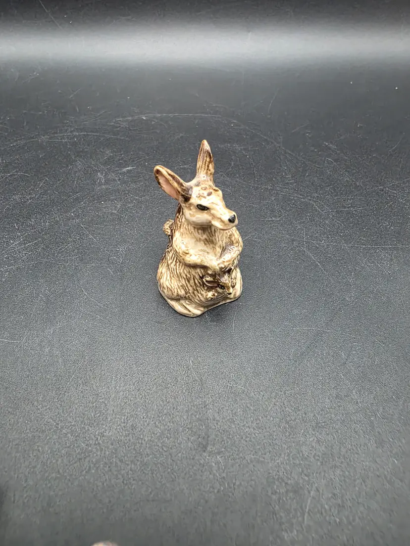 Webb Art Kangaroo Thimble