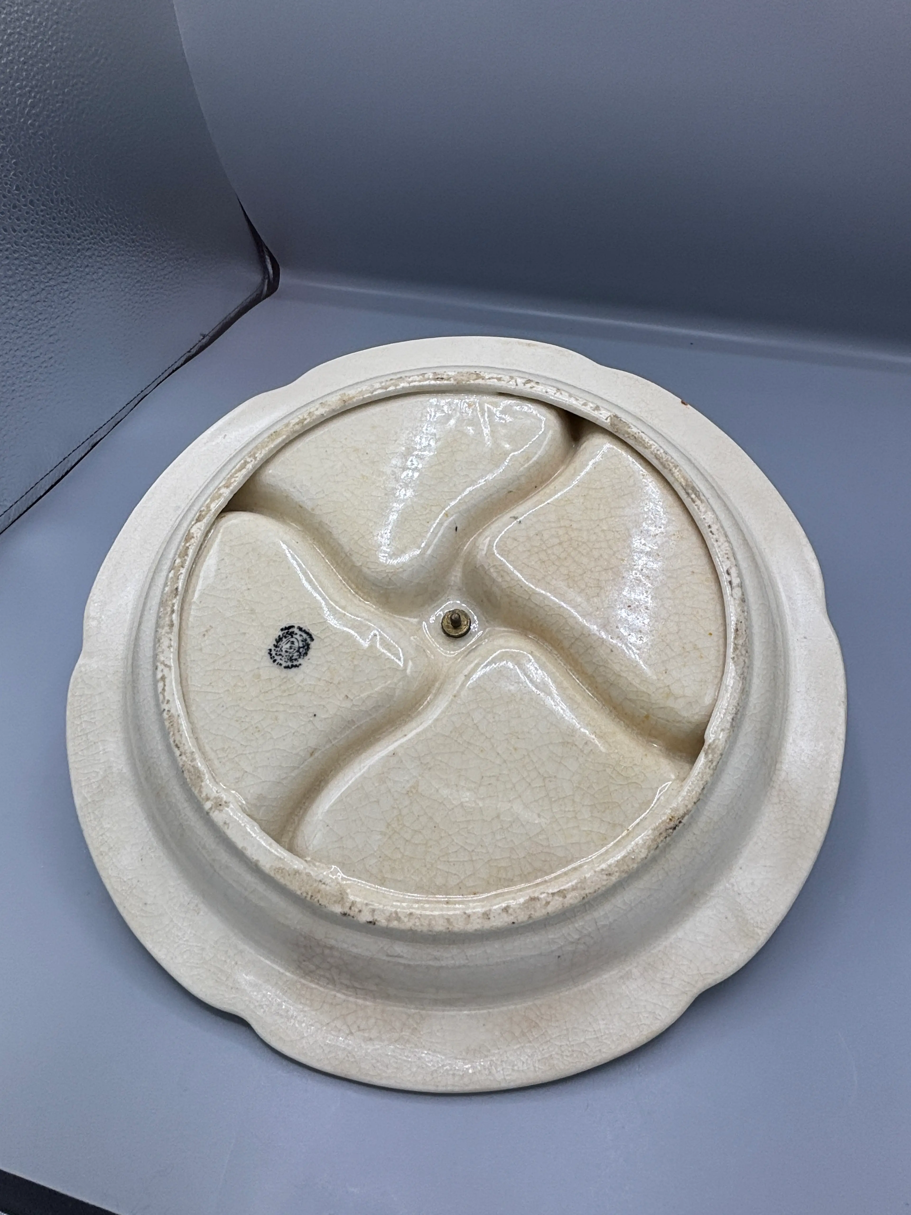 Image 3 of 6