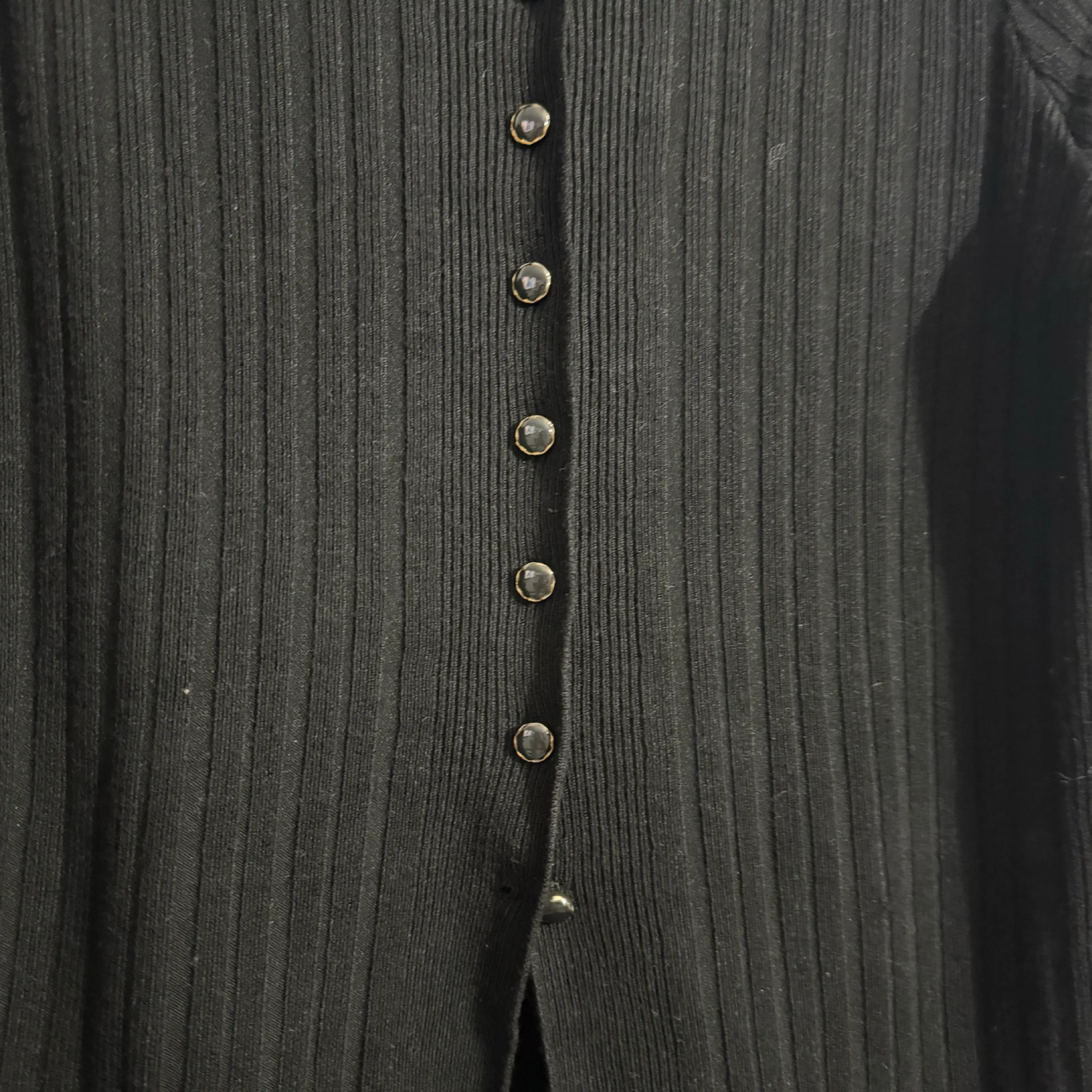 Image 4 of 6