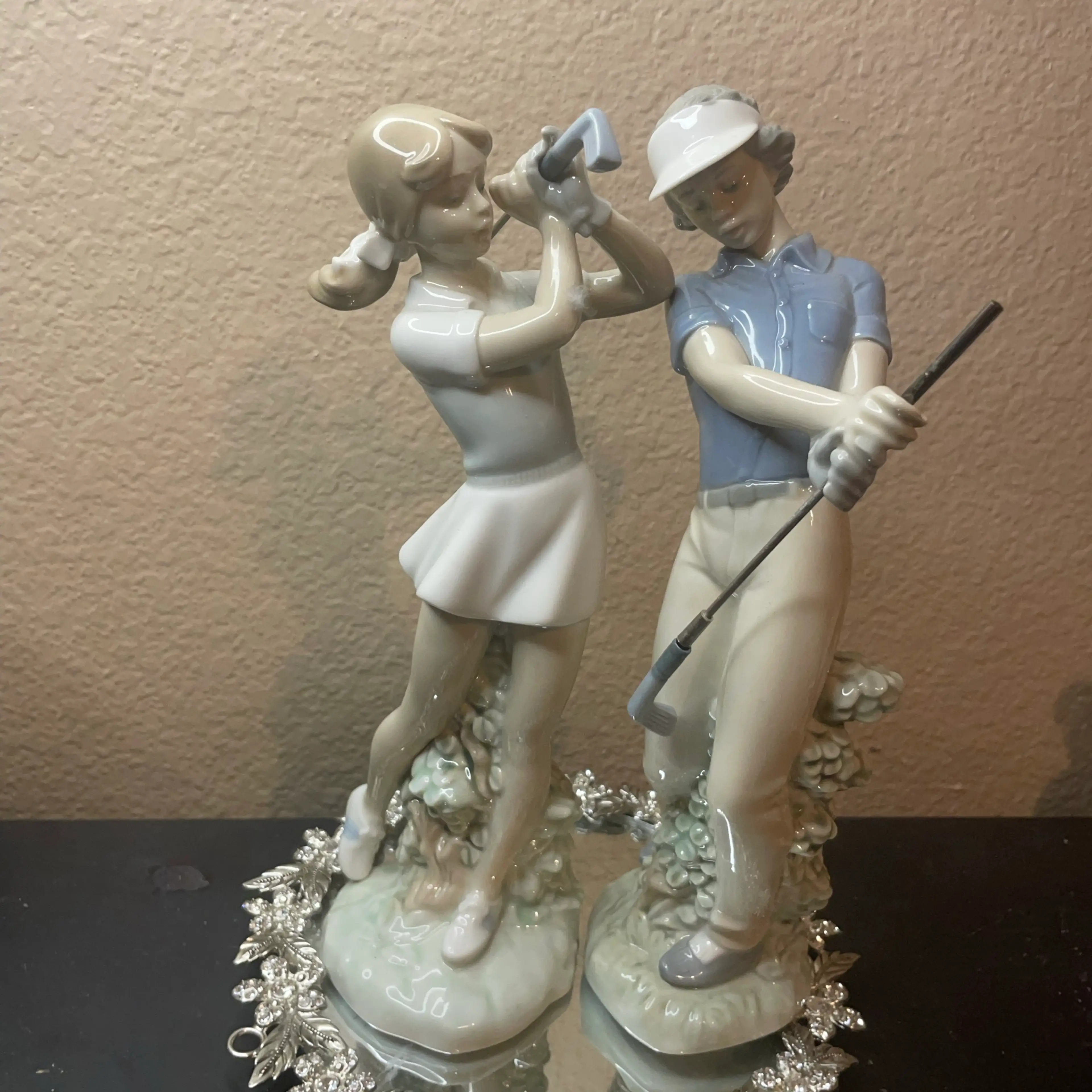 Image 4 of 7