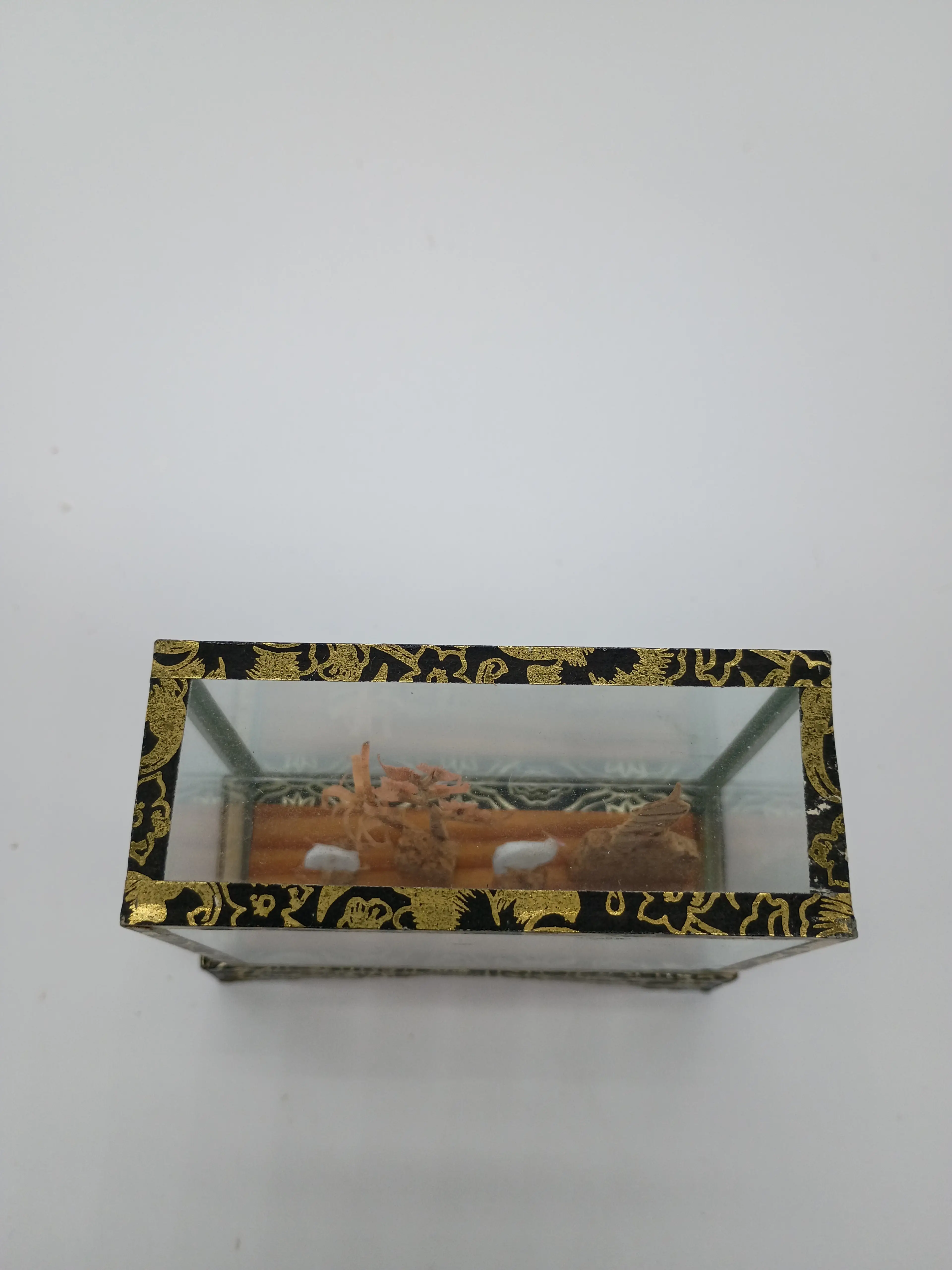 Image 4 of 5