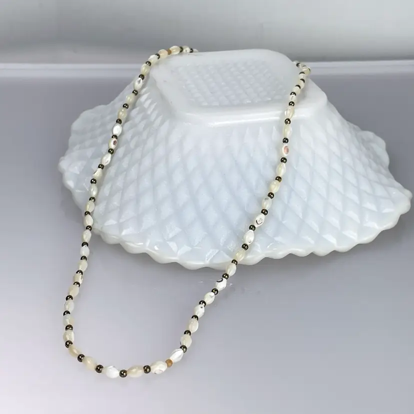 Mother Of Pearl MOP Rice Beaded Necklace Vintage 19"