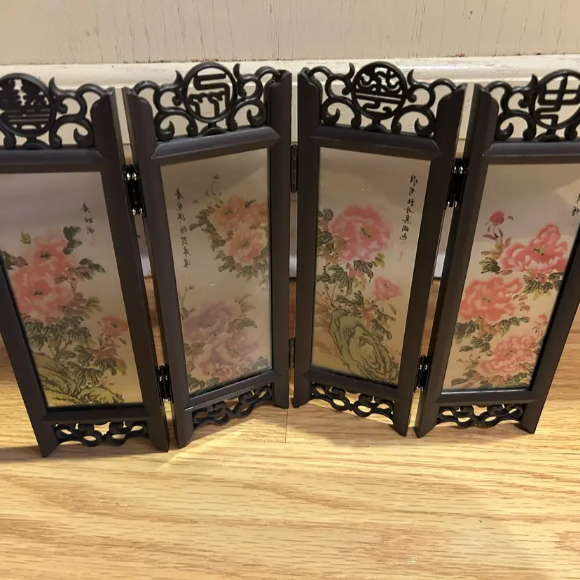 Oriental Screens Hand-Painted In The Original Box
