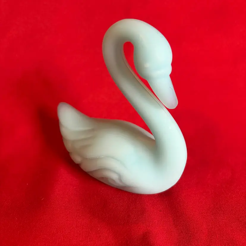 24. VTG Fenton Blue Custard Swan