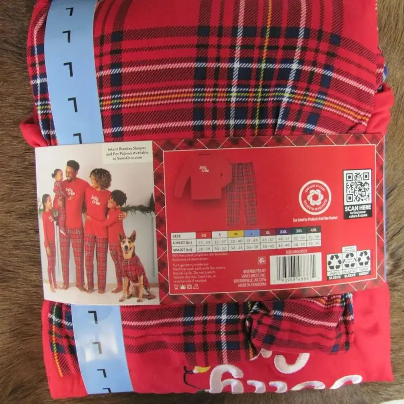 MENS HOLIDAY PAJAMAS JOLLY CREW NEW IN PACKAGE