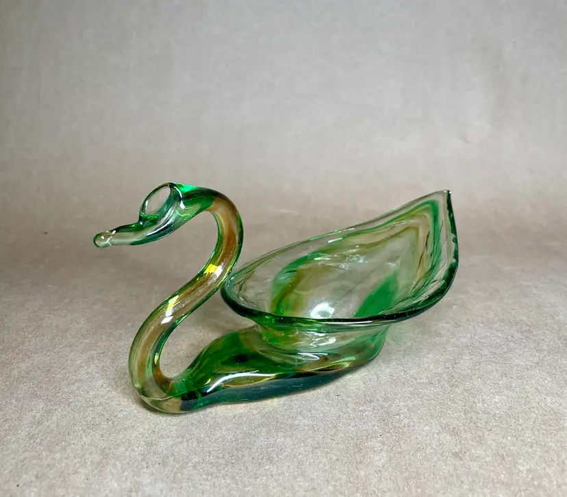 Hand Blown Green Swirl Art Glass Swan Trinket Candy Dish