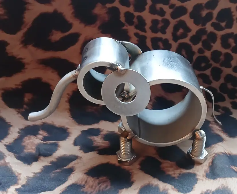 Scrap metal Elaphant Sculpture