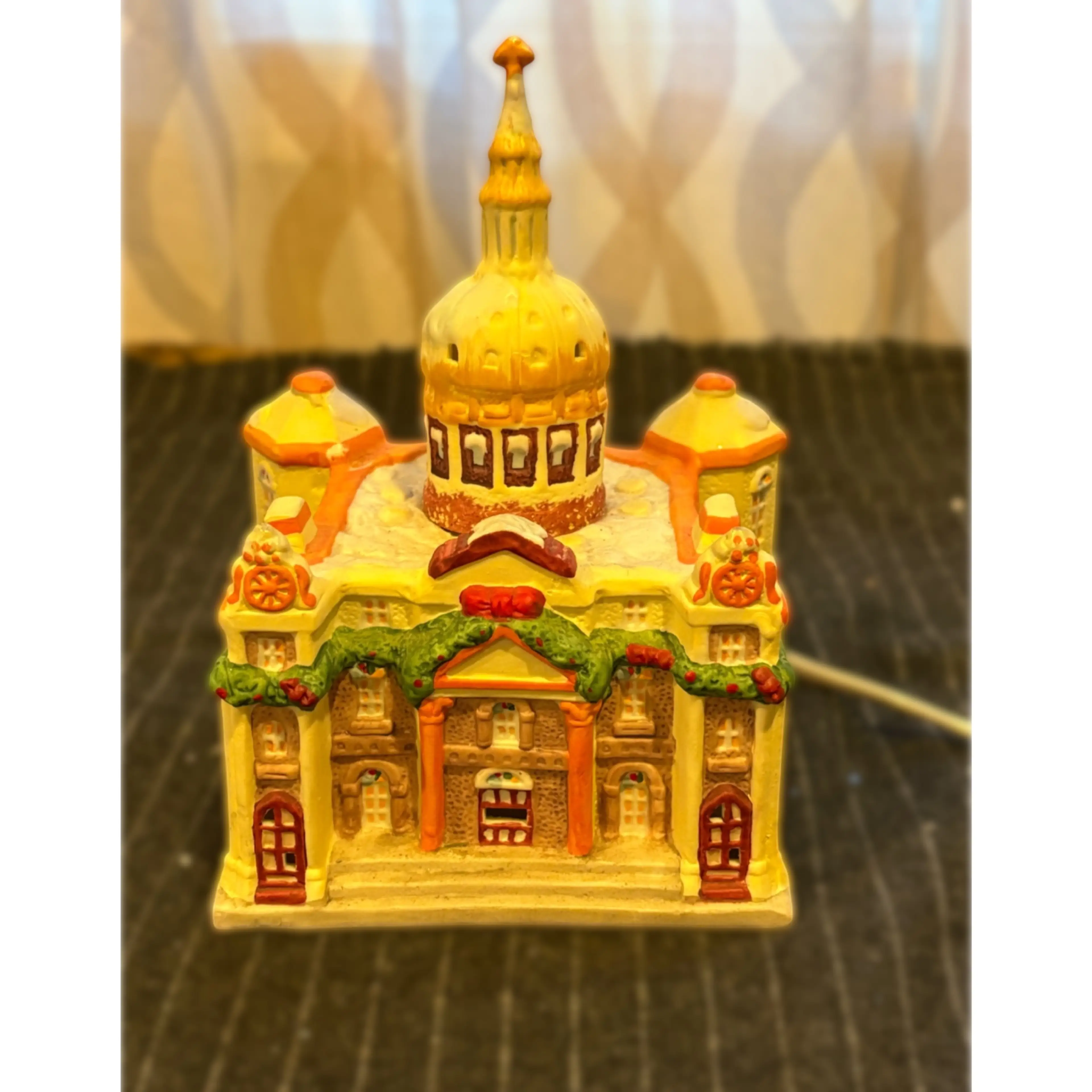 Image 2 of 10