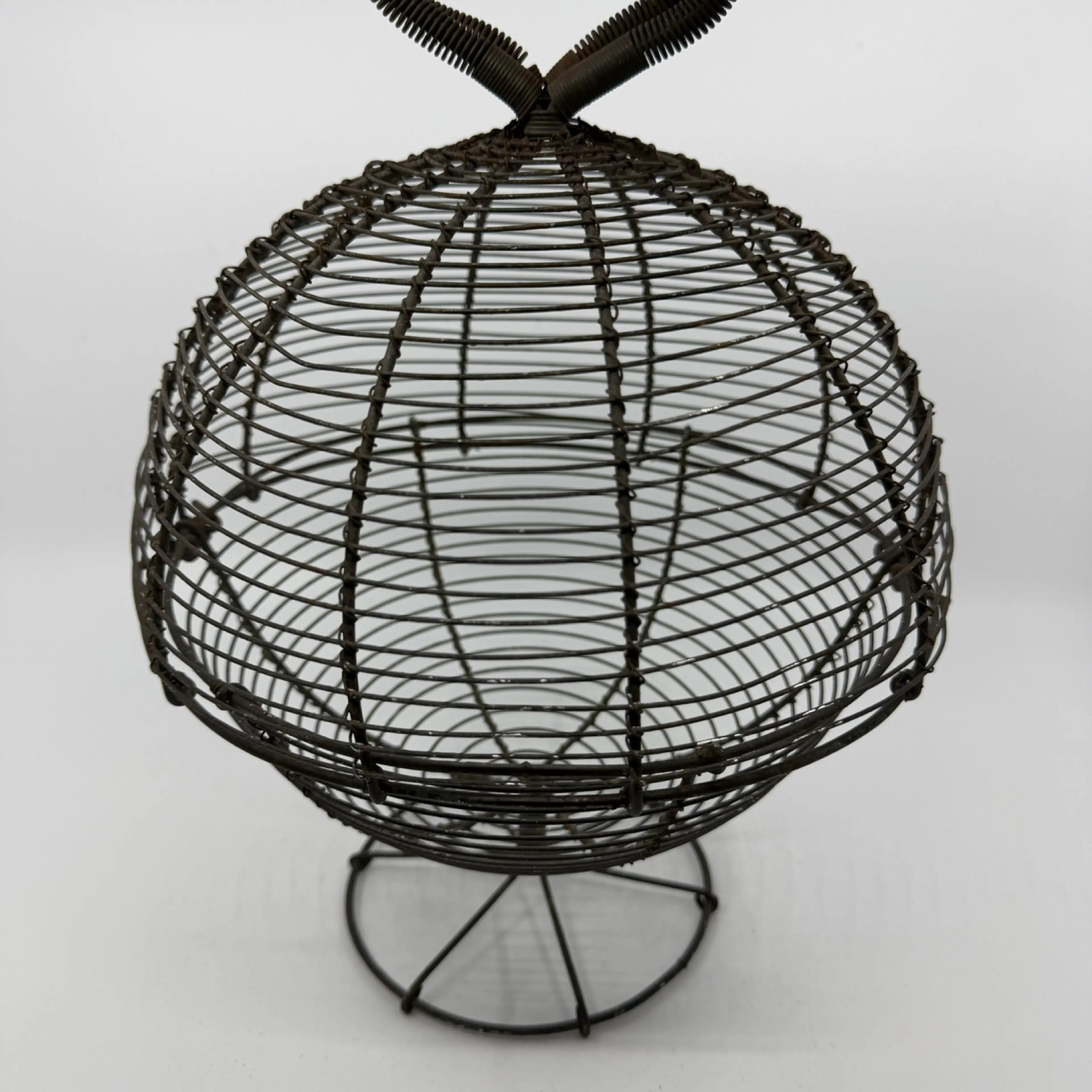 Image 4 of 8