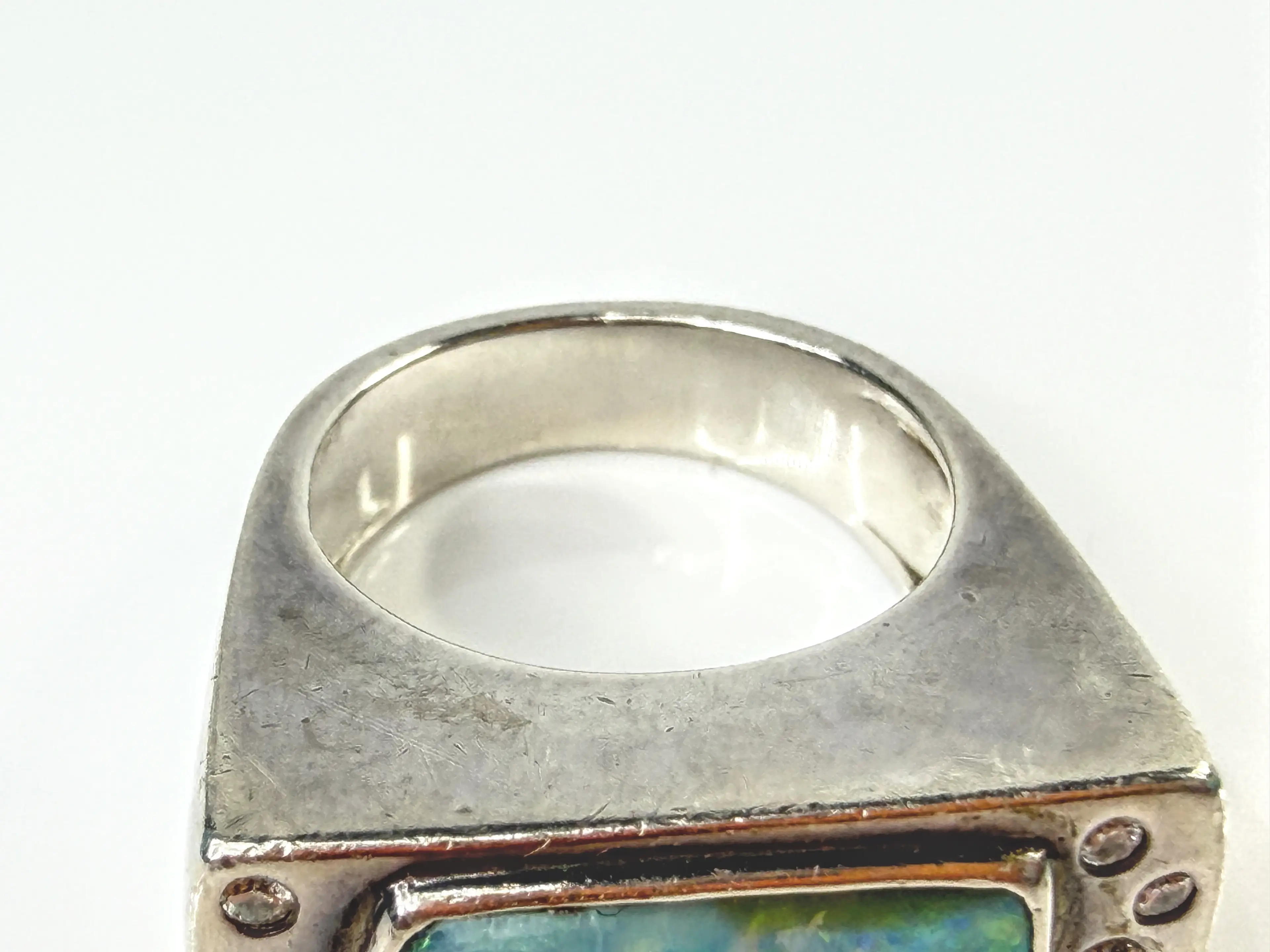 Image 4 of 6