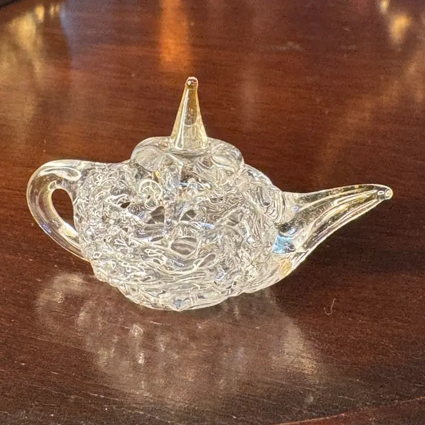 😻 Mini Clear Glass Teapot – Itty Bitty Textured Tea Pot