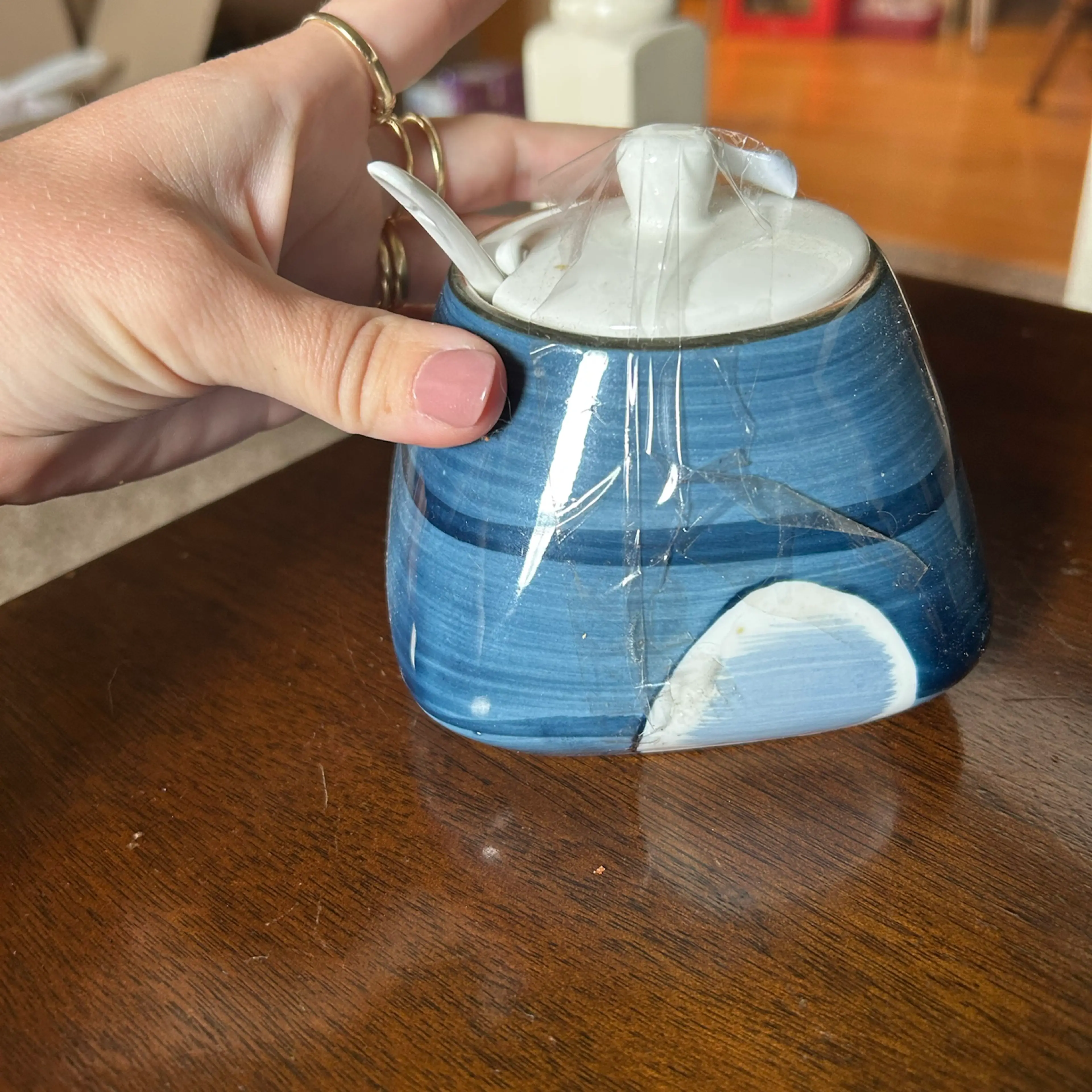 Image 2 of 4