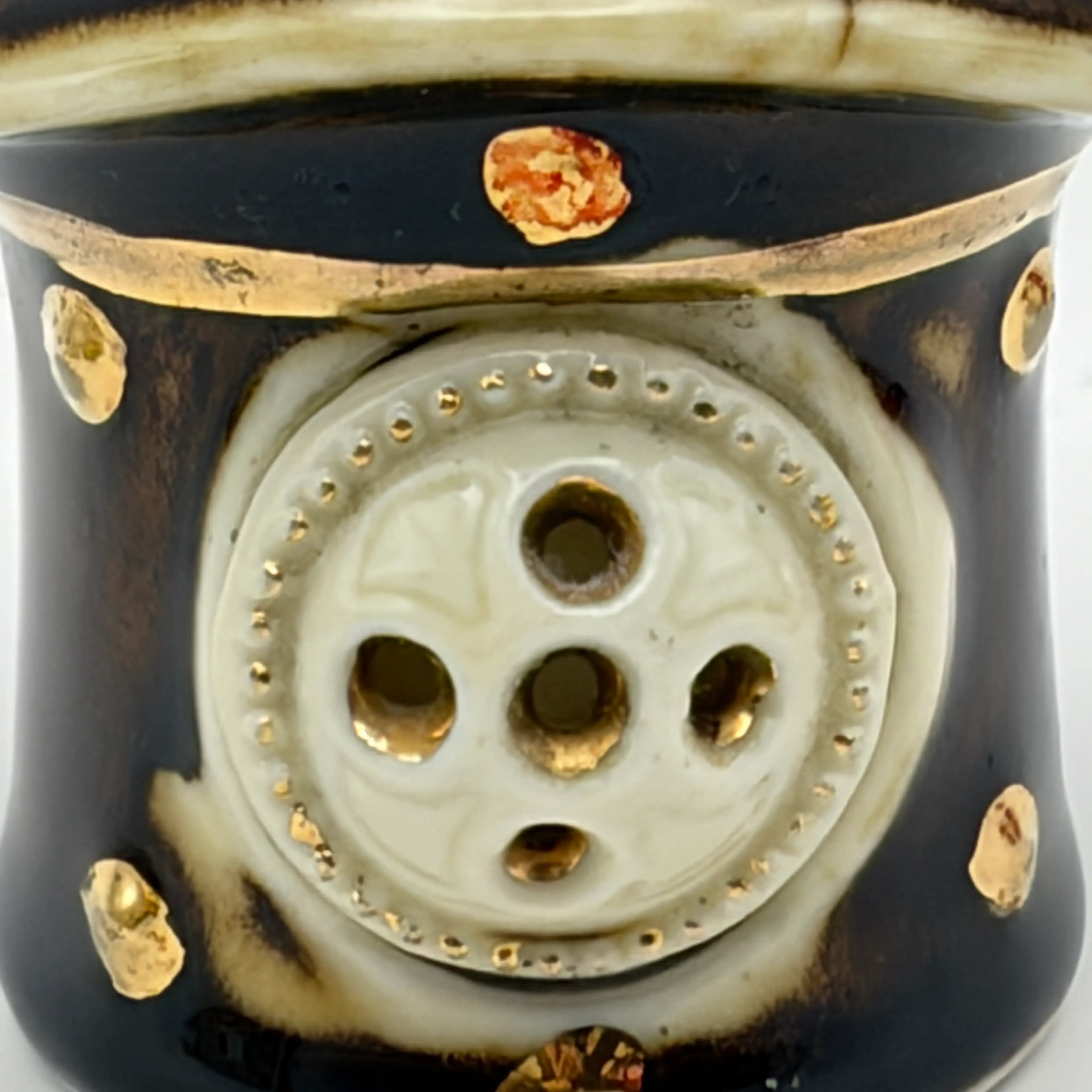 Image 2 of 11