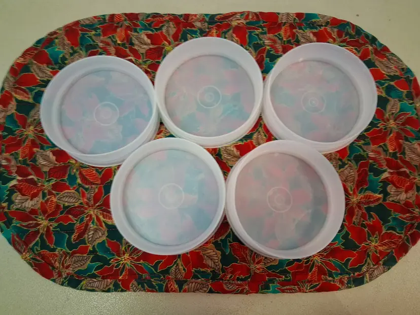 5 Tupperware Hamburger Press Containers Only
