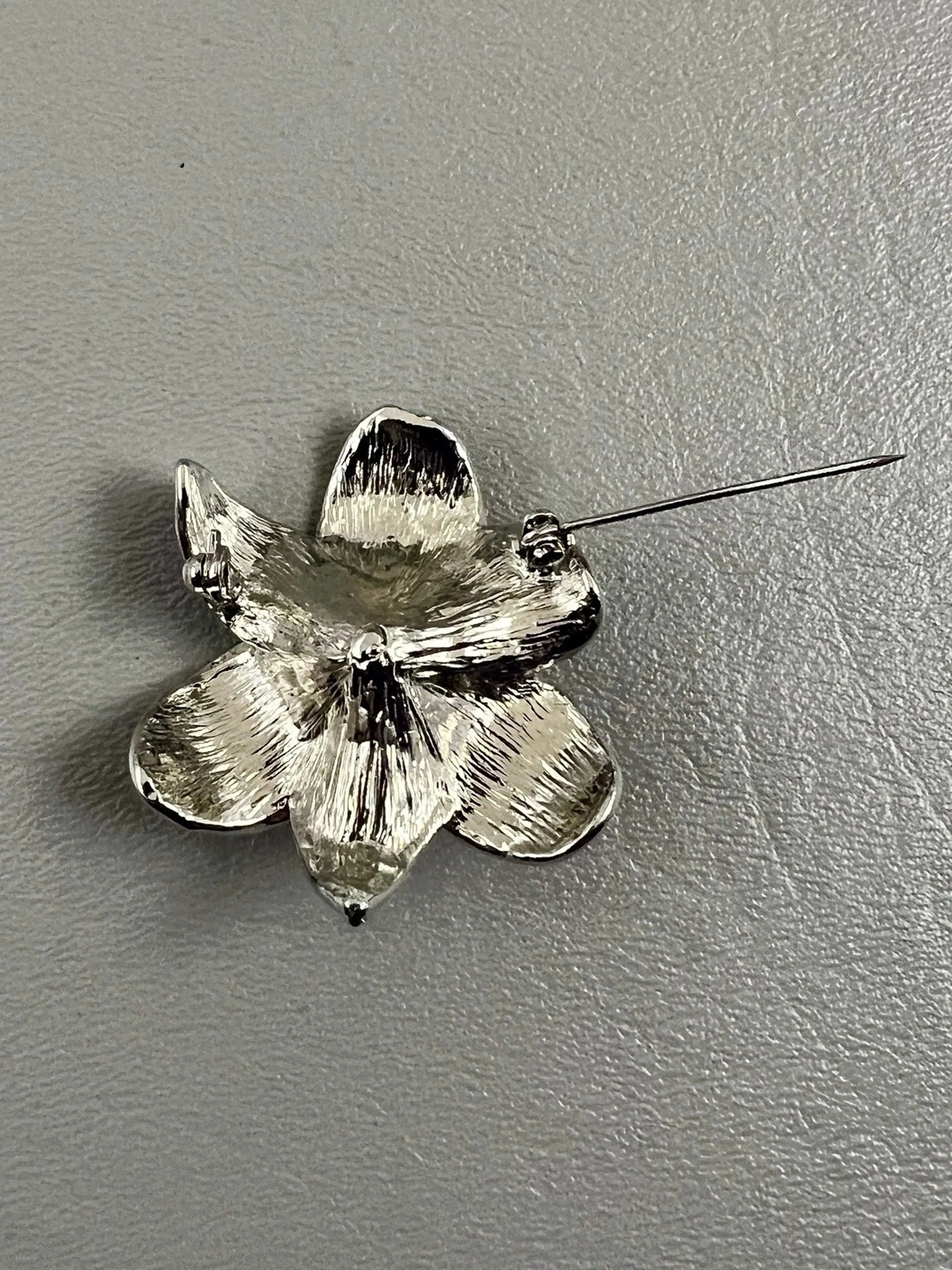 Image 4 of 4