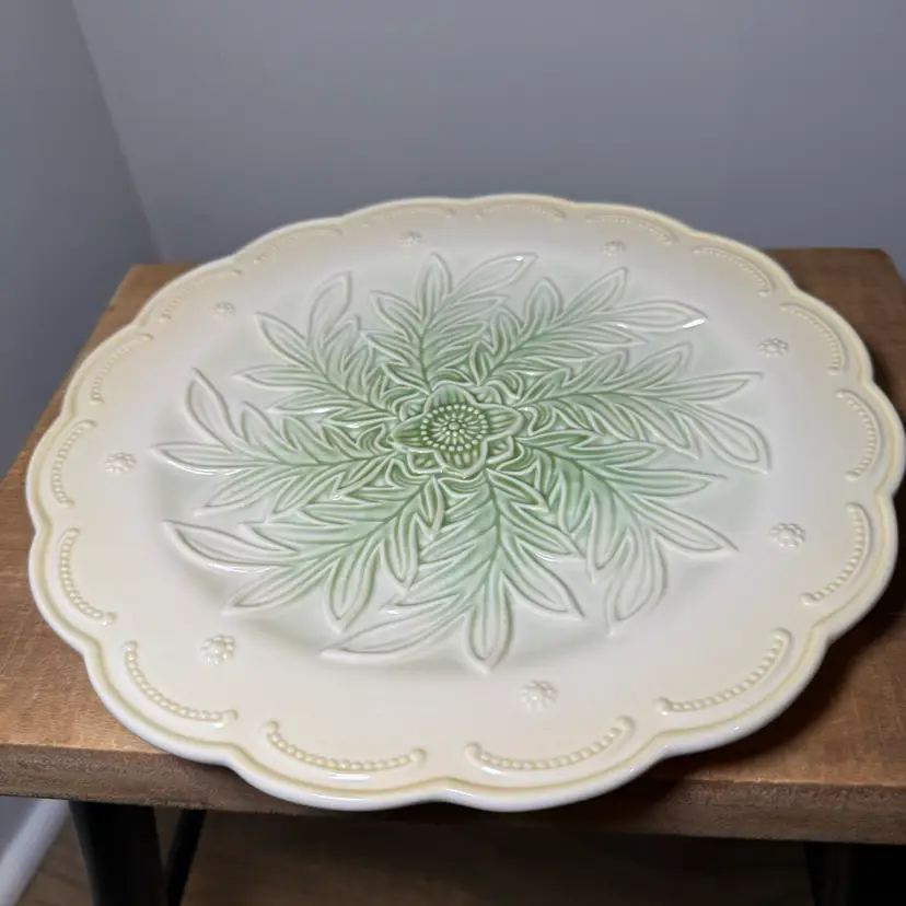 Cream + Light Green Color Decorative Plate