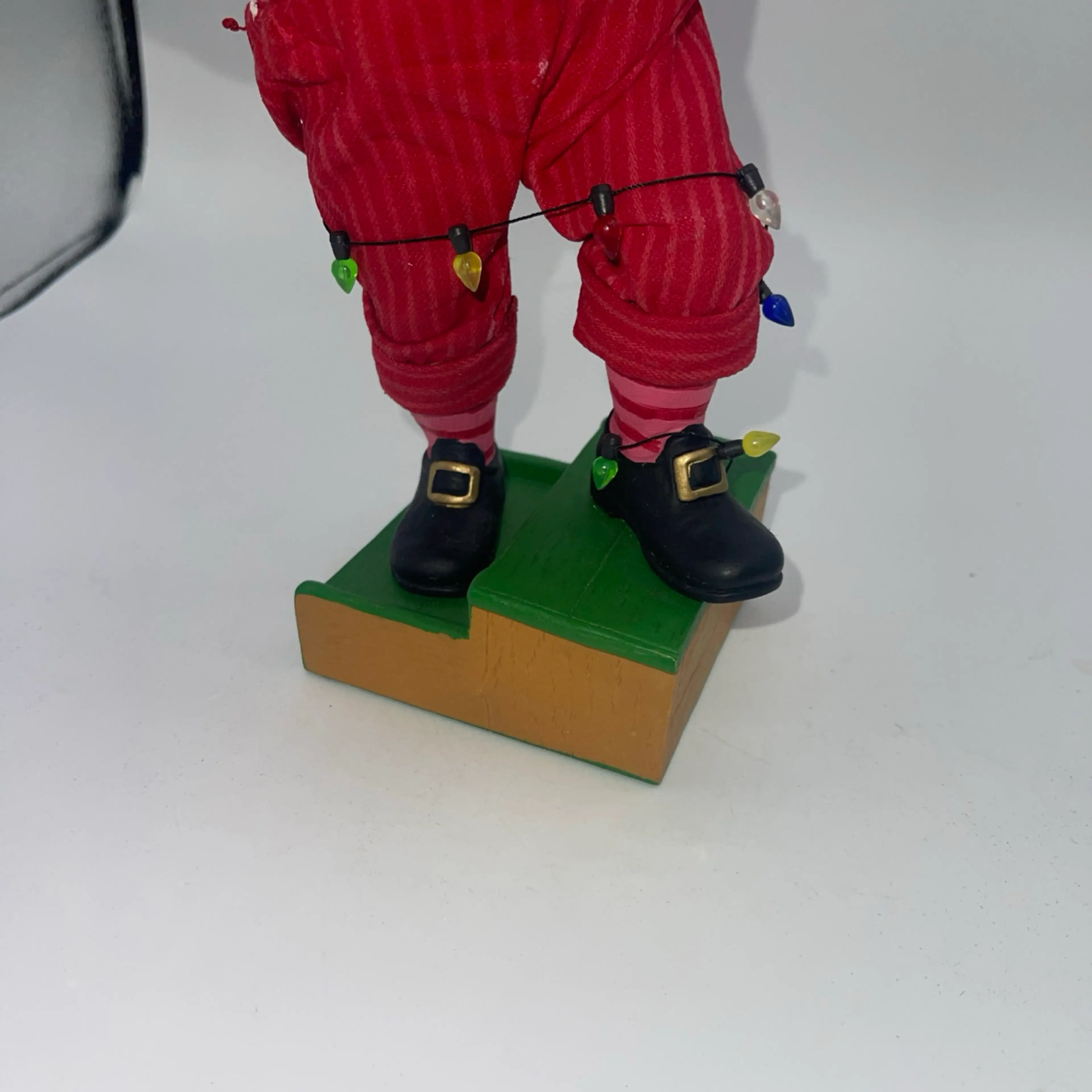 Image 4 of 8