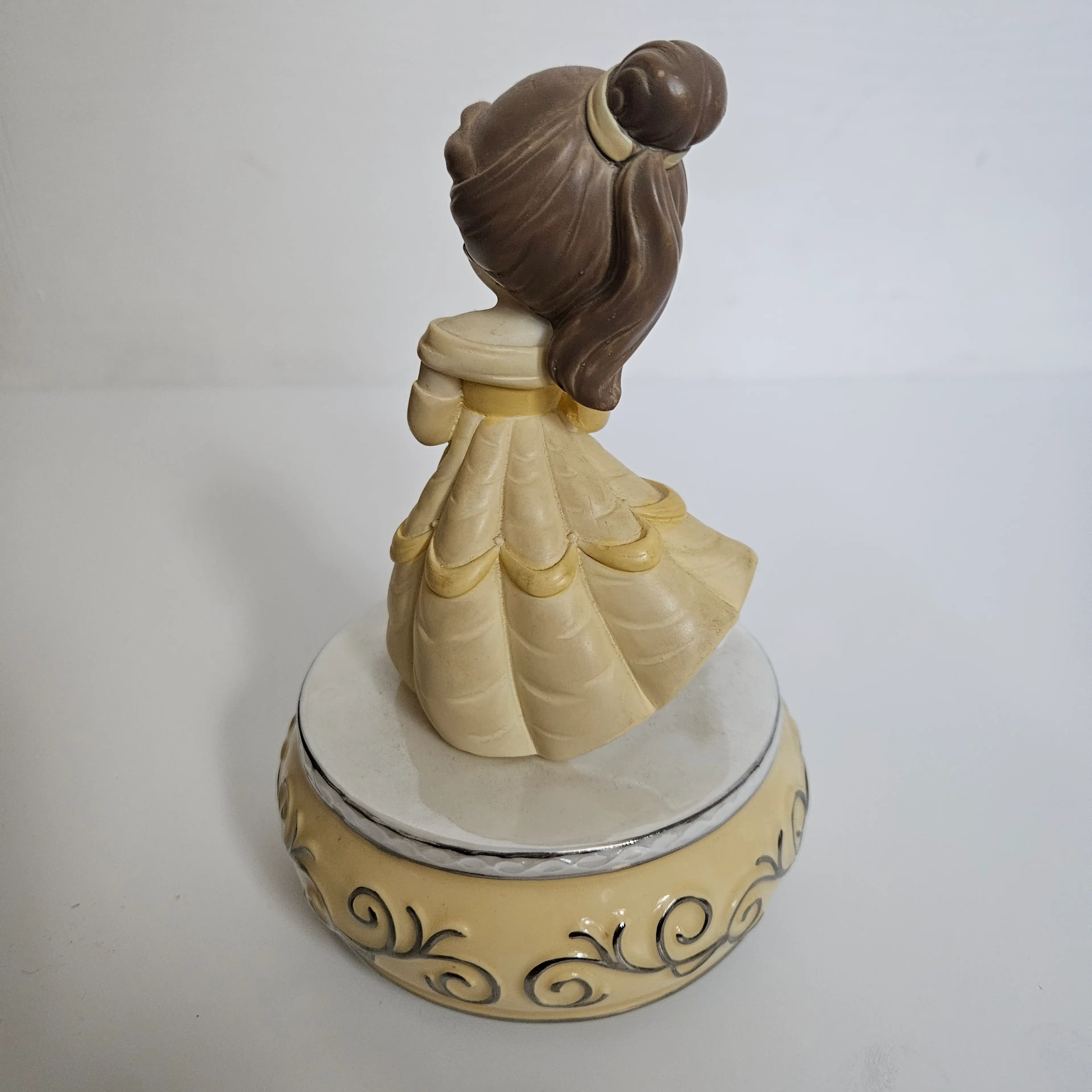 Image 3 of 8