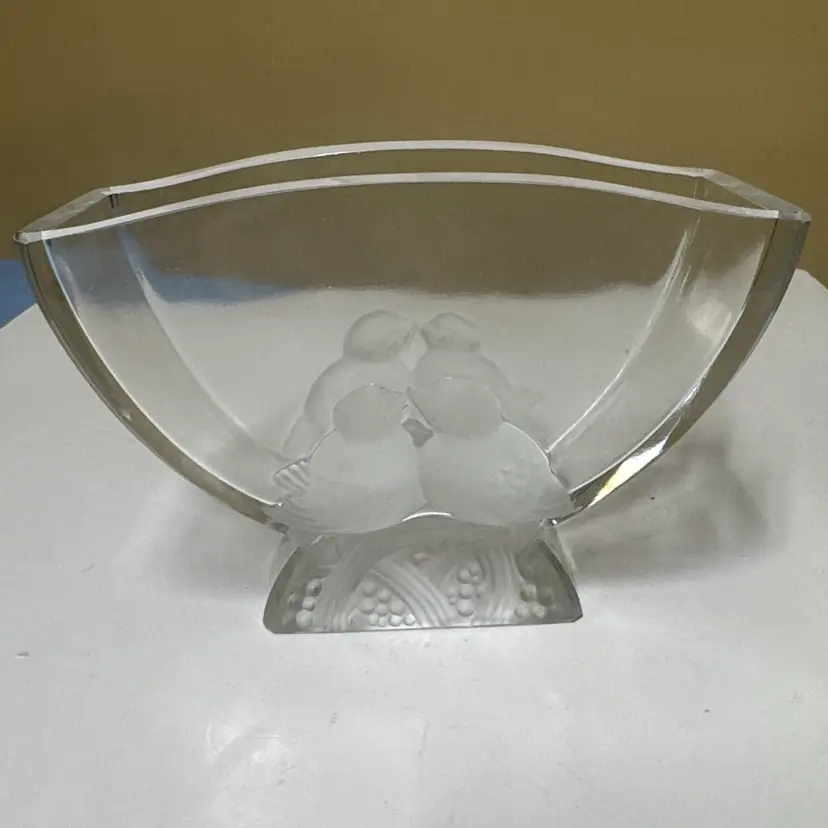 Verlys Frosted Love Birds Signed Vase Clear And Frosted Glass