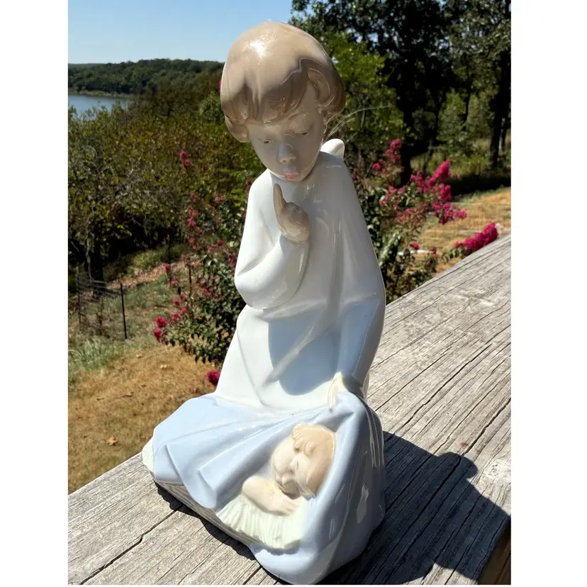 Lladro Guardian Angel With Sleeping Baby Porcelain Figurine 7" READ