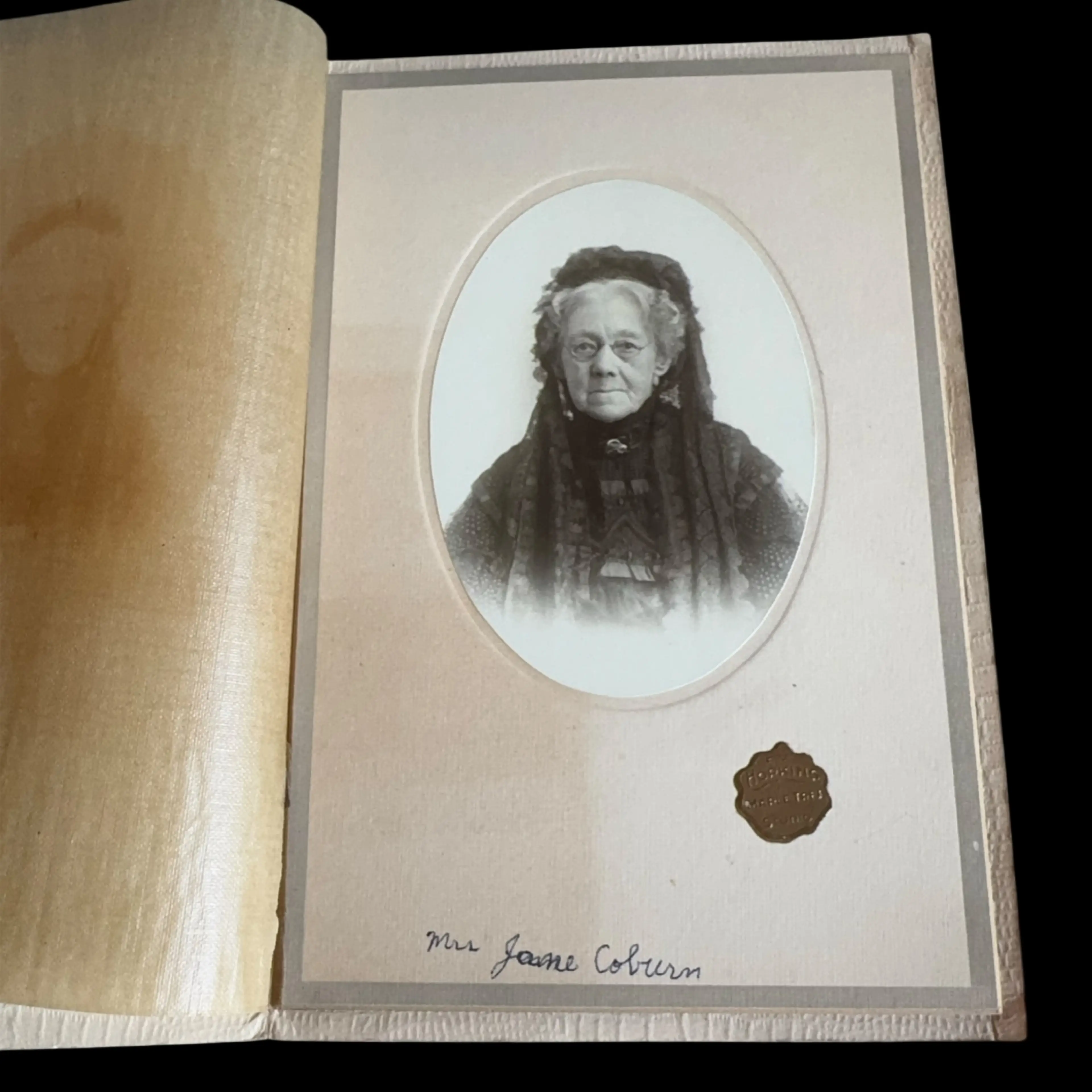 Image 1 of 6