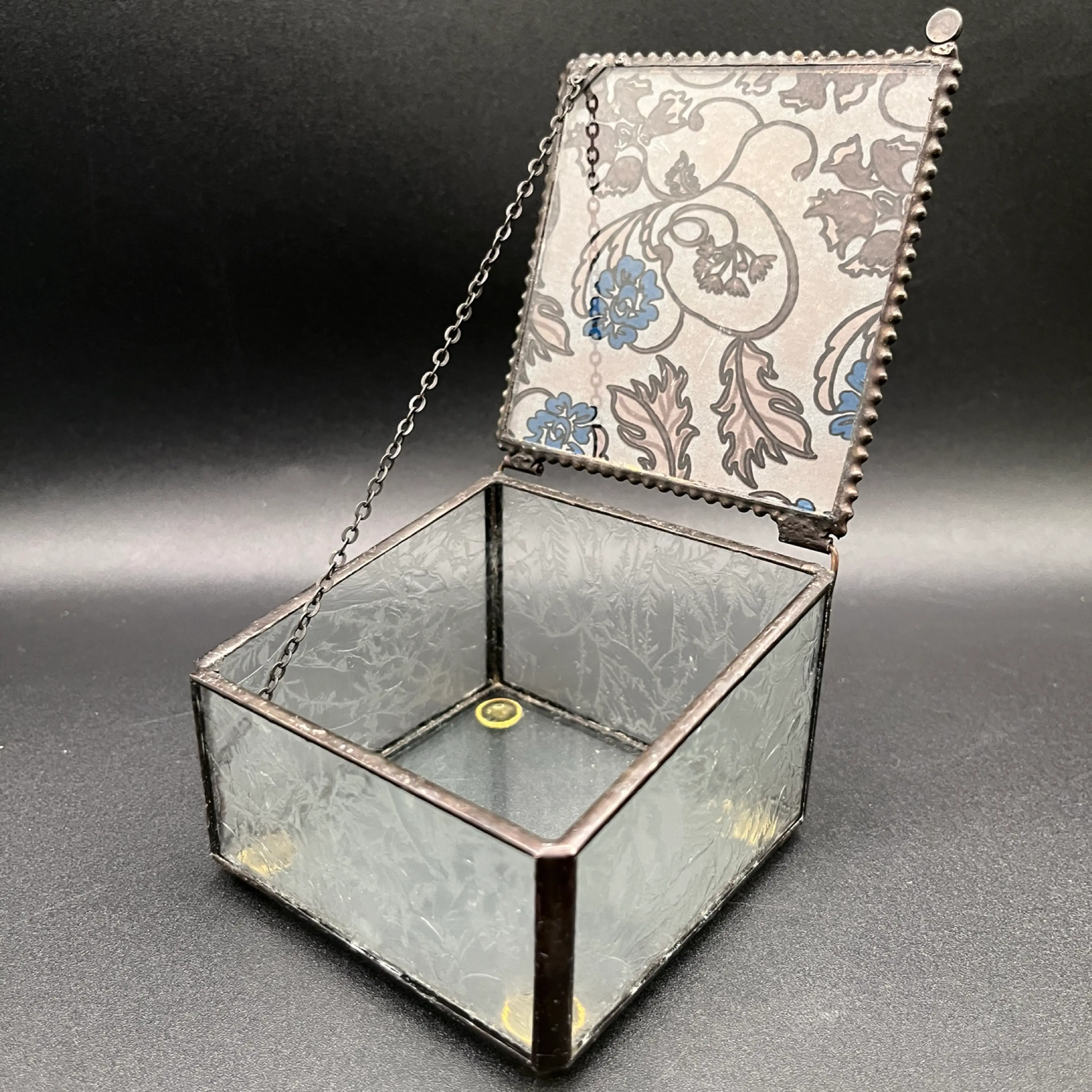 Image 4 of 10