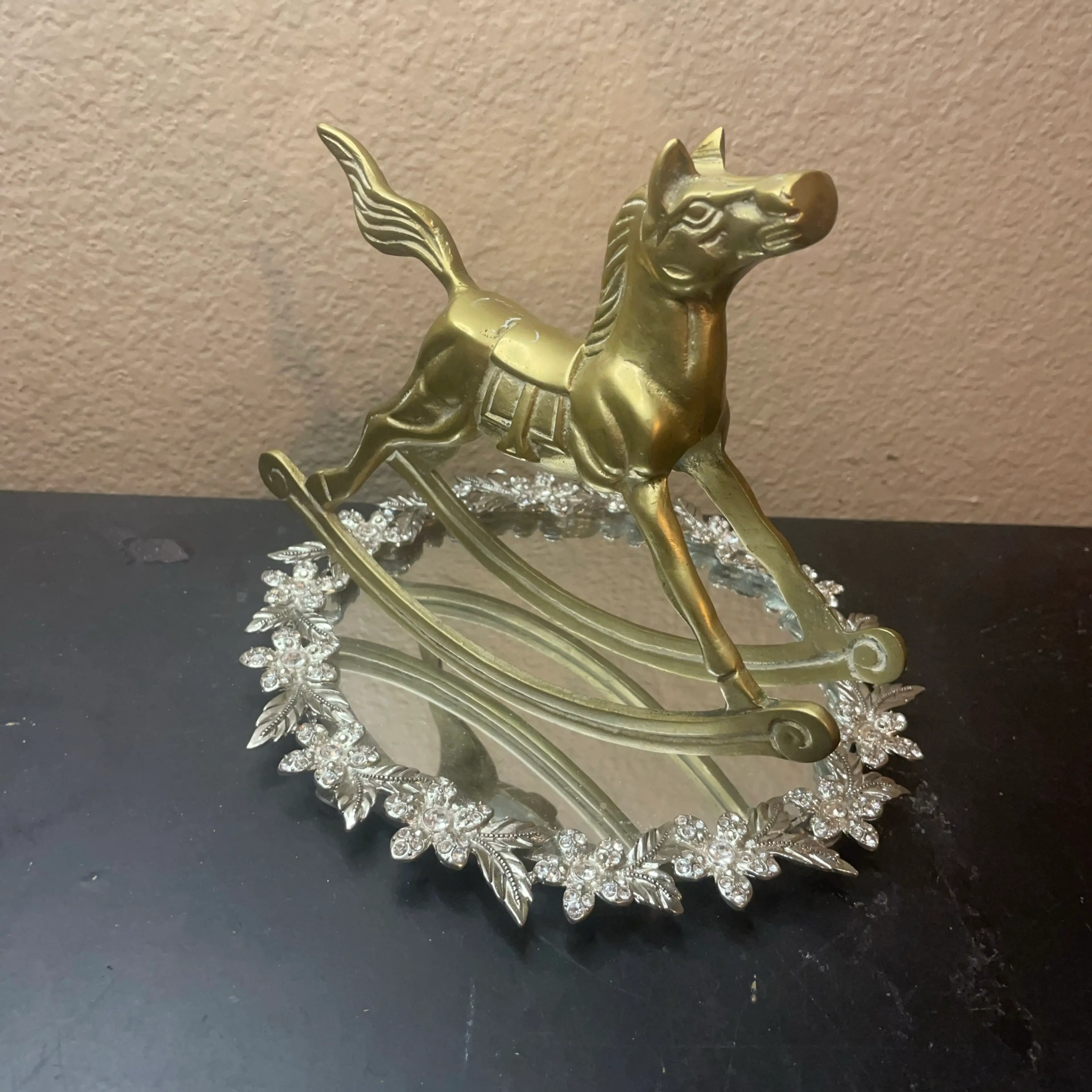 Image 3 of 4