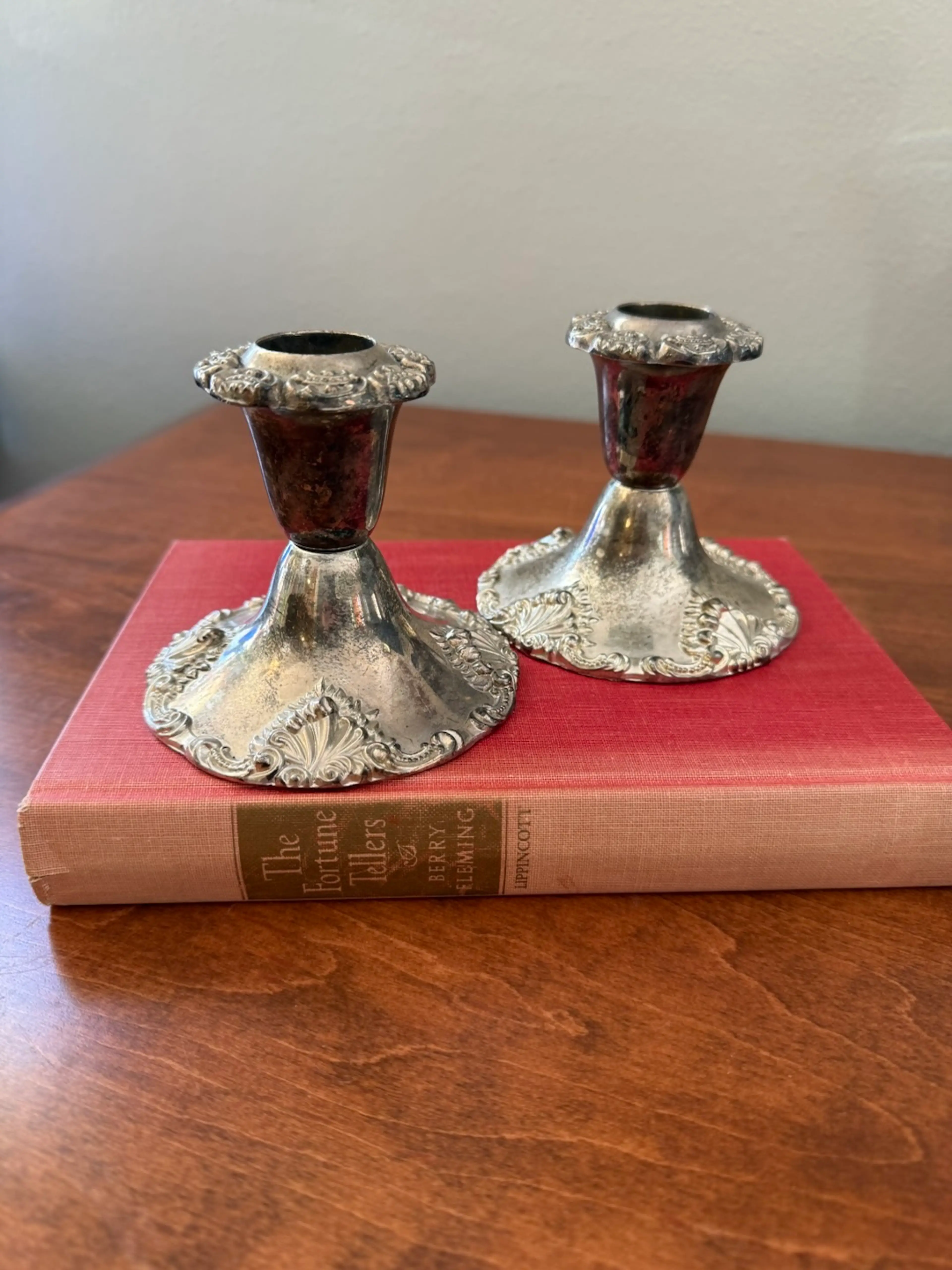 Image 1 of 6