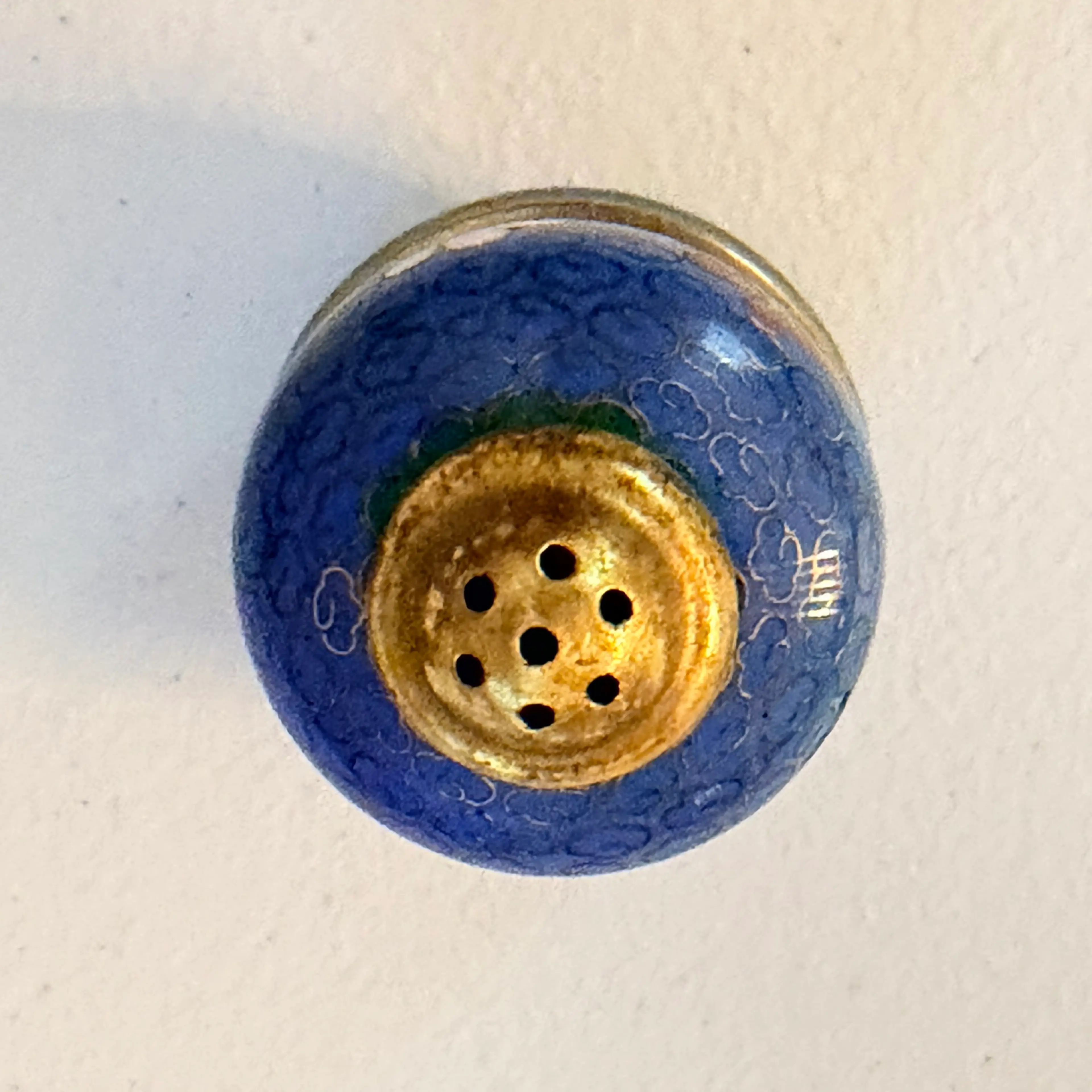 Image 2 of 6