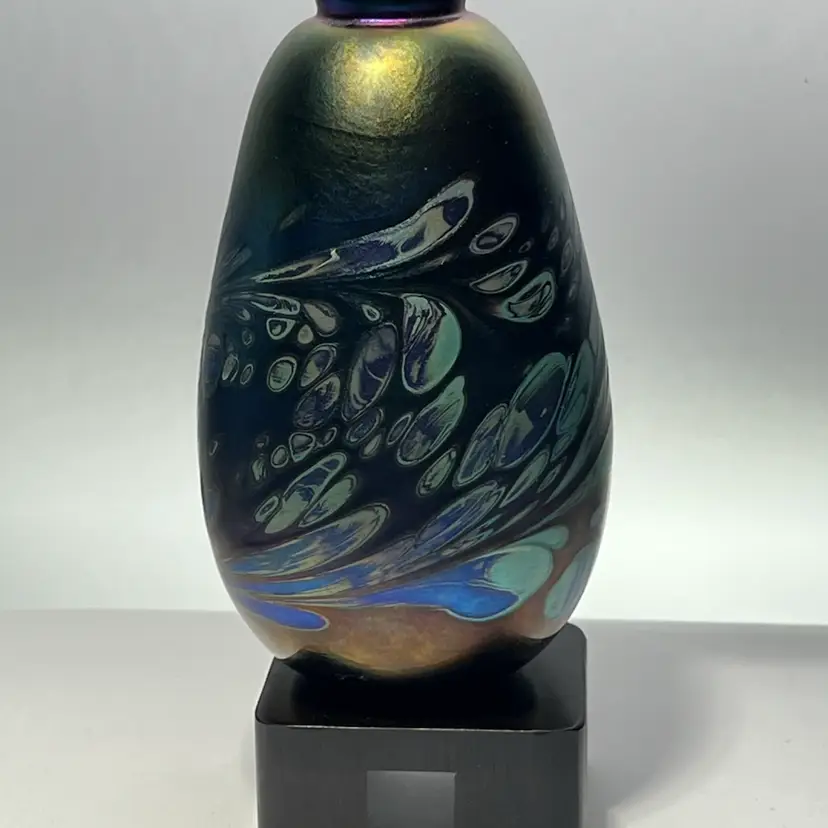 Maytum Studio 1983 dichroic glass vase lamp