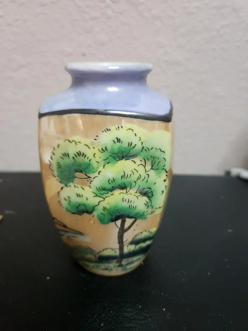 Vintage lustware japan vase