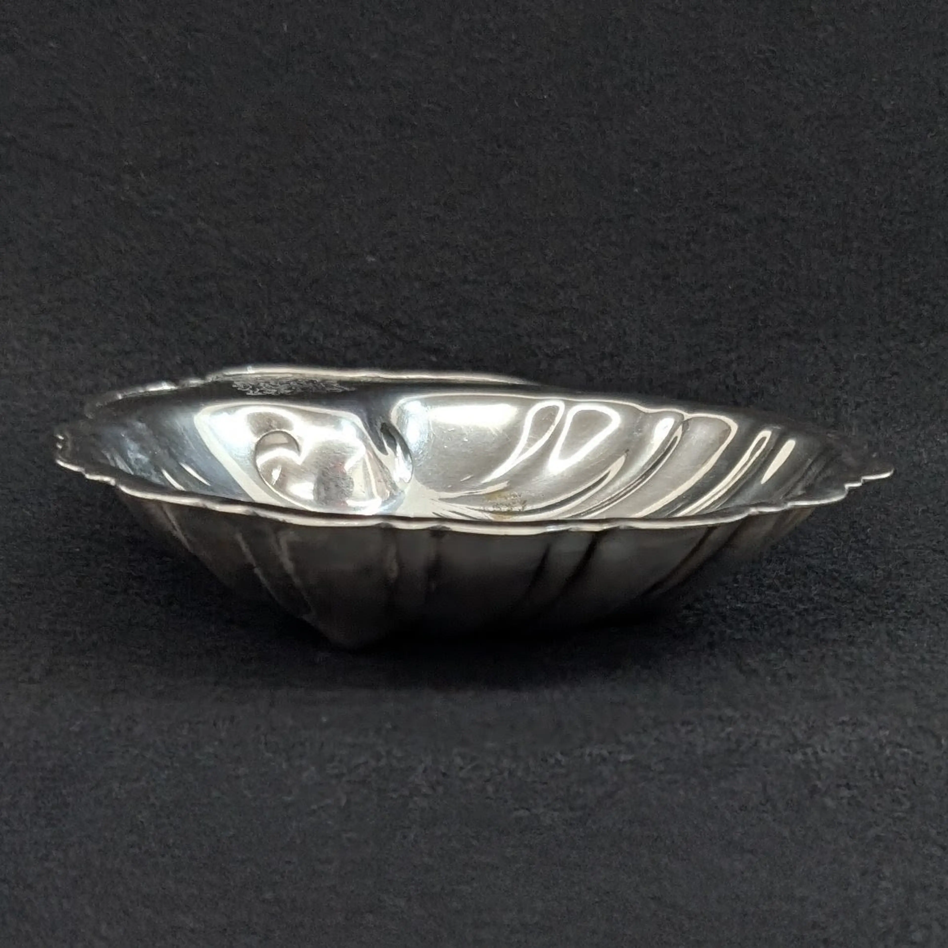 Image 4 of 9