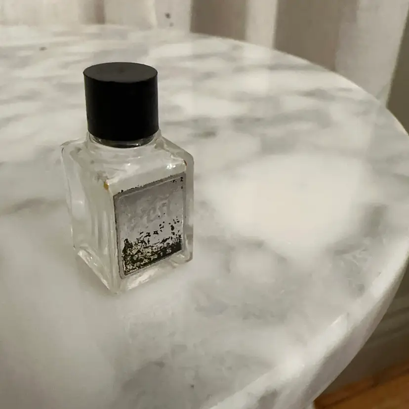 🔔 Vintage C’est Royal Luxury Perfumes Paris Miniature Bottle, Mid-Century French Micro Mini Scent Bottle, Embossed France Base Mold 2, 1950s 1960s Collectible Vanity Glass 1.25”