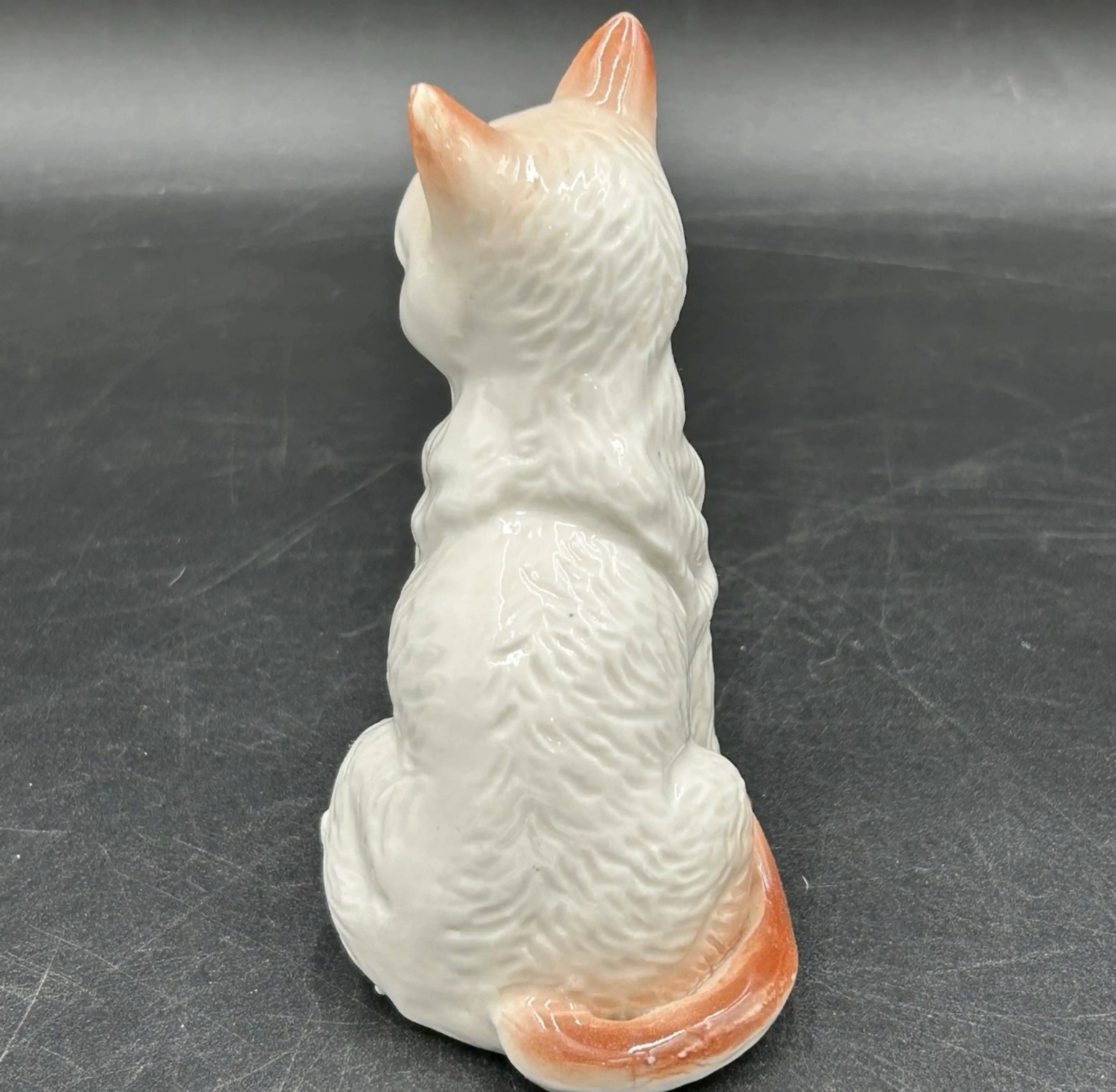 Image 4 of 8