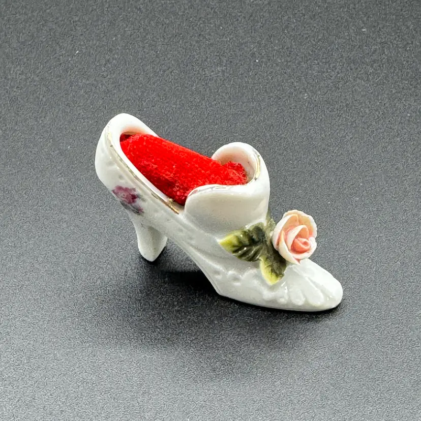 Vintage Japan Porcelain High Heel Shoe Pincushion Red Velvet Applied Pink Rose Mini