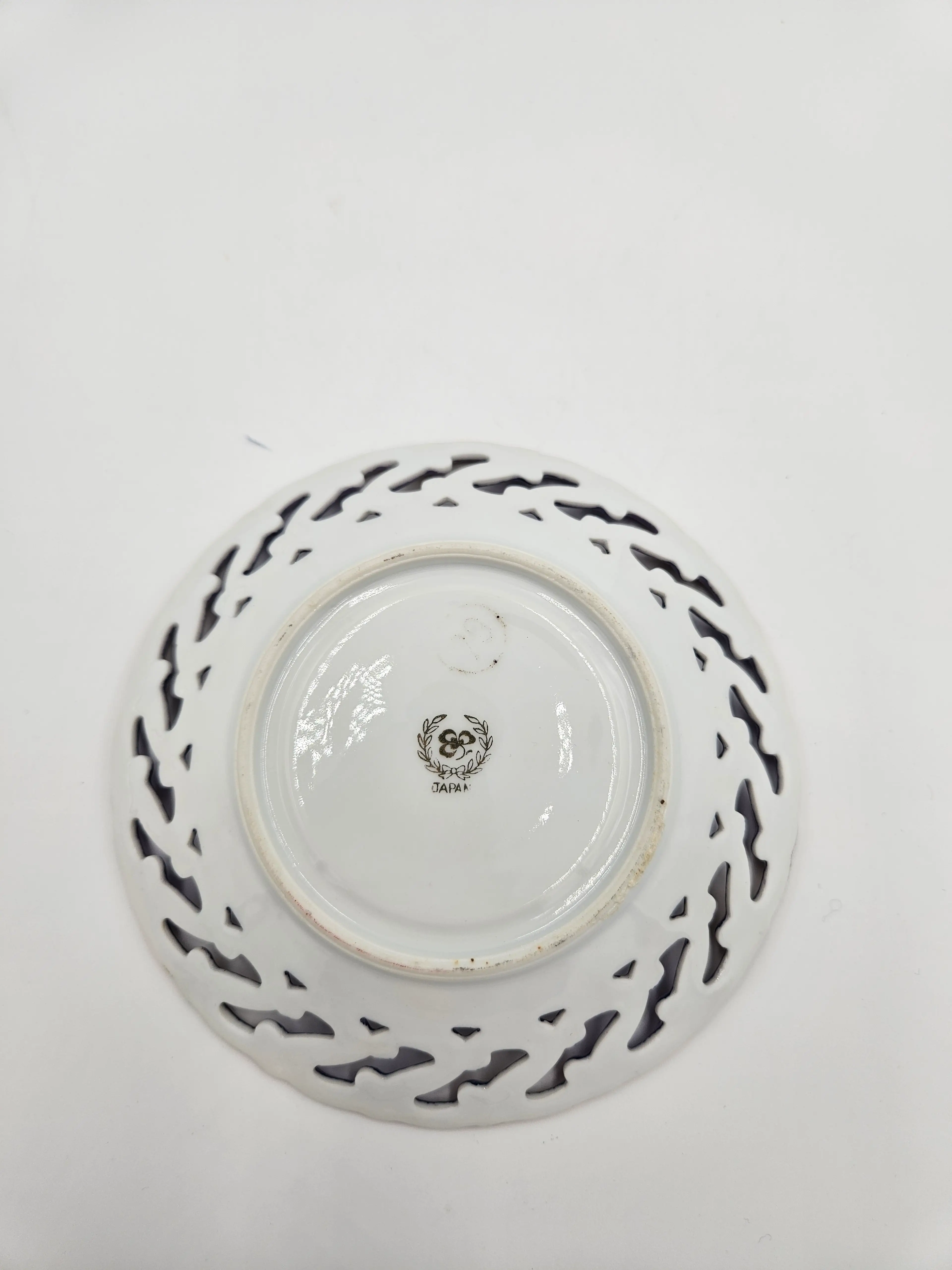 Image 2 of 2