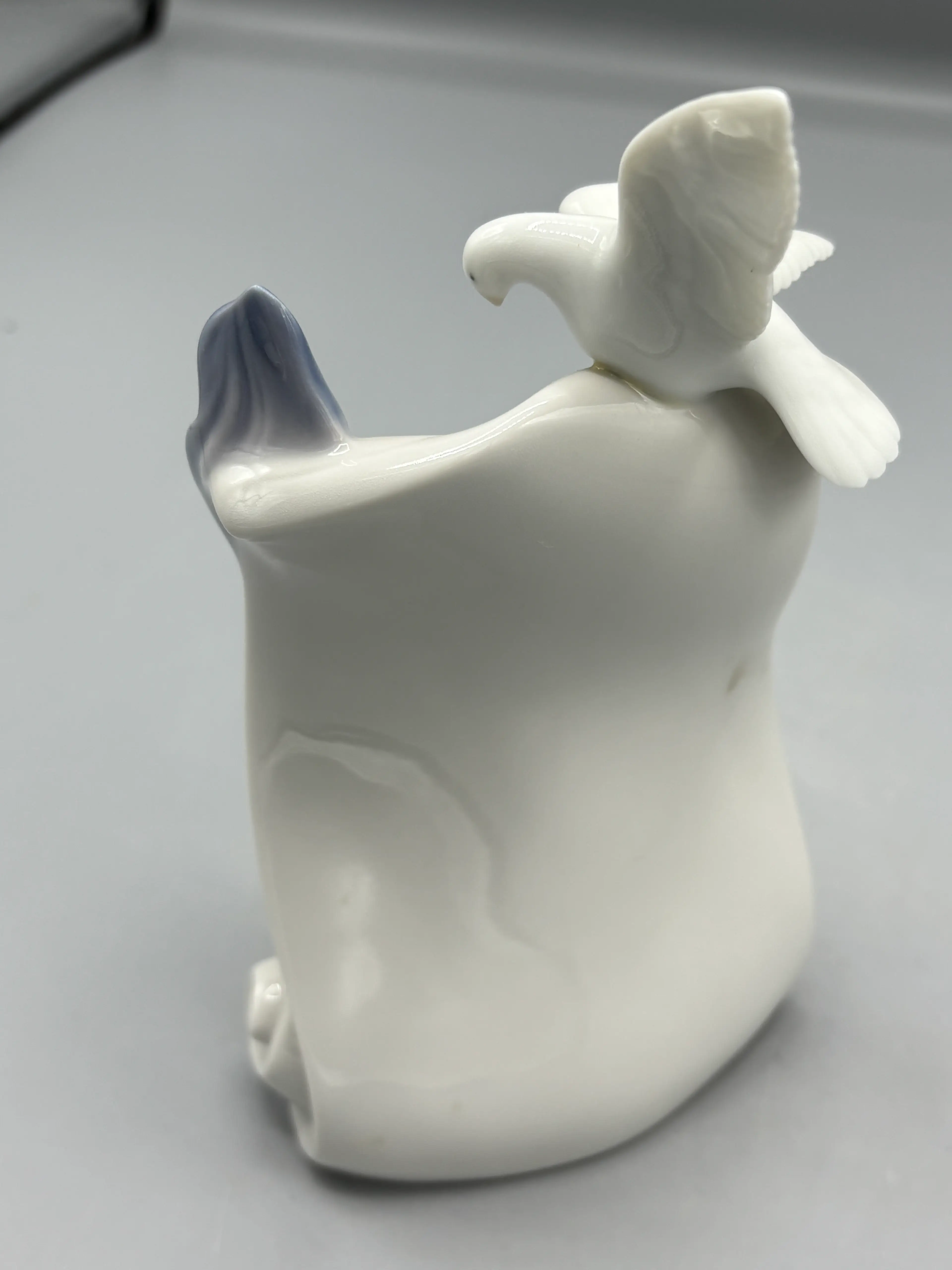 Image 3 of 5