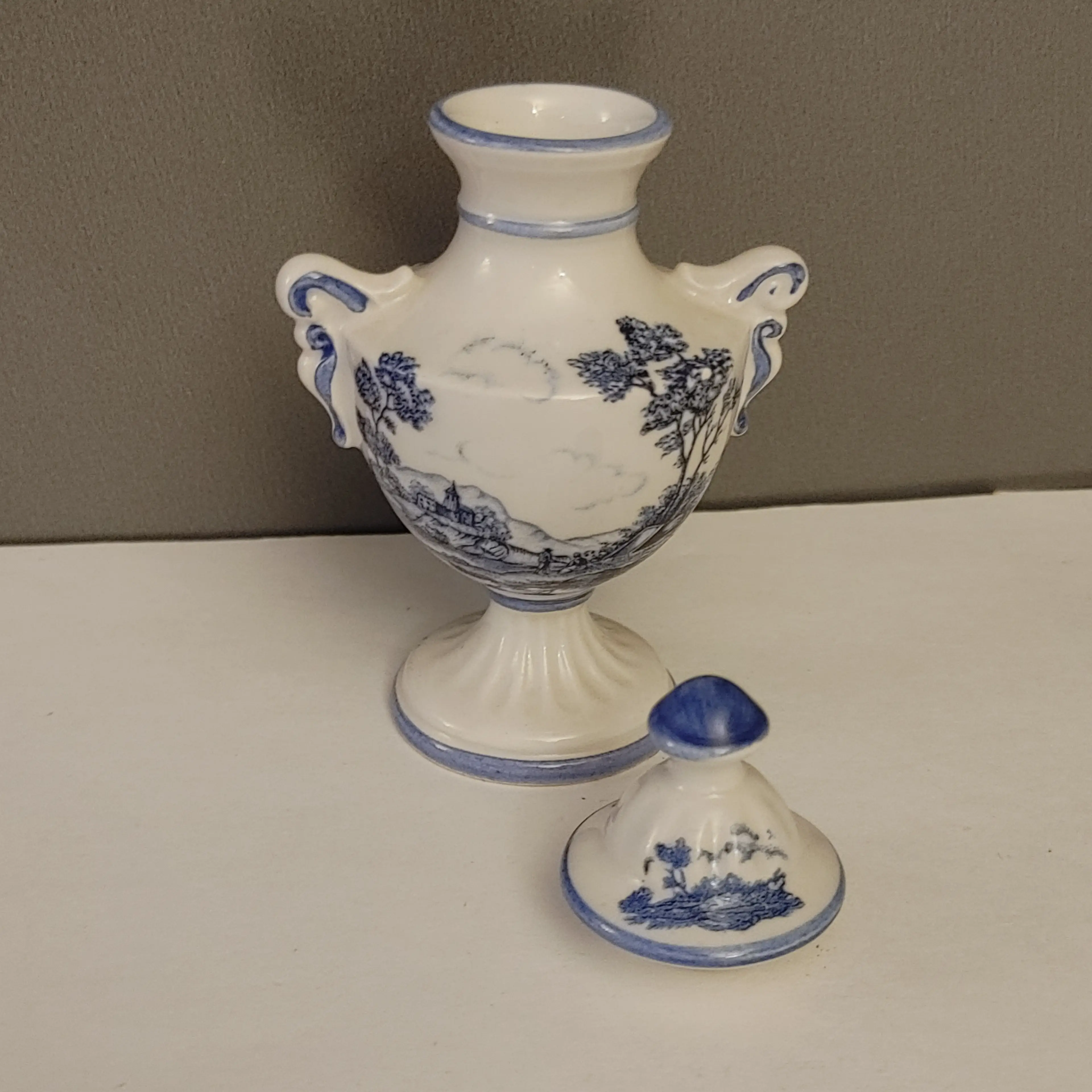 Image 2 of 5