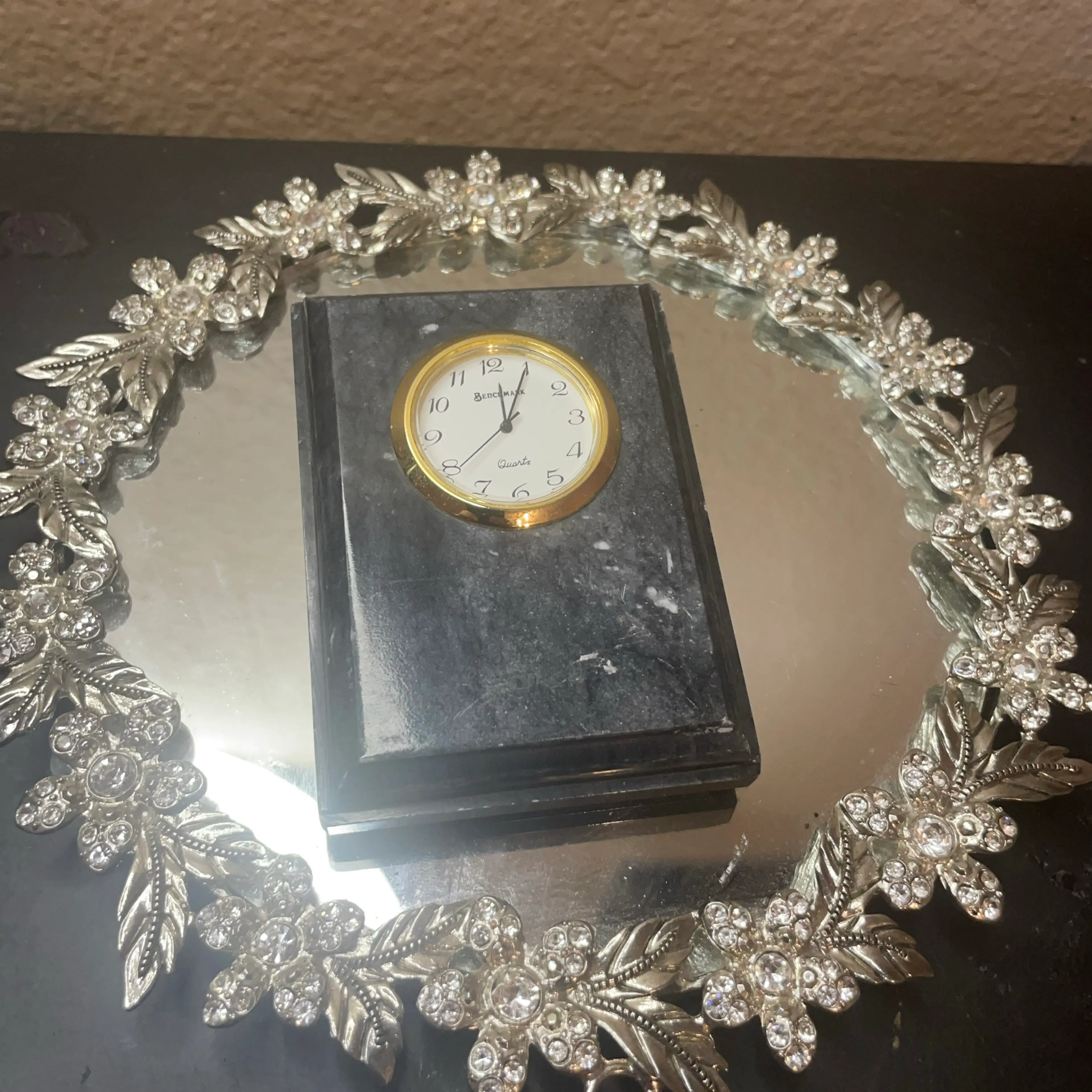 Image 1 of 5