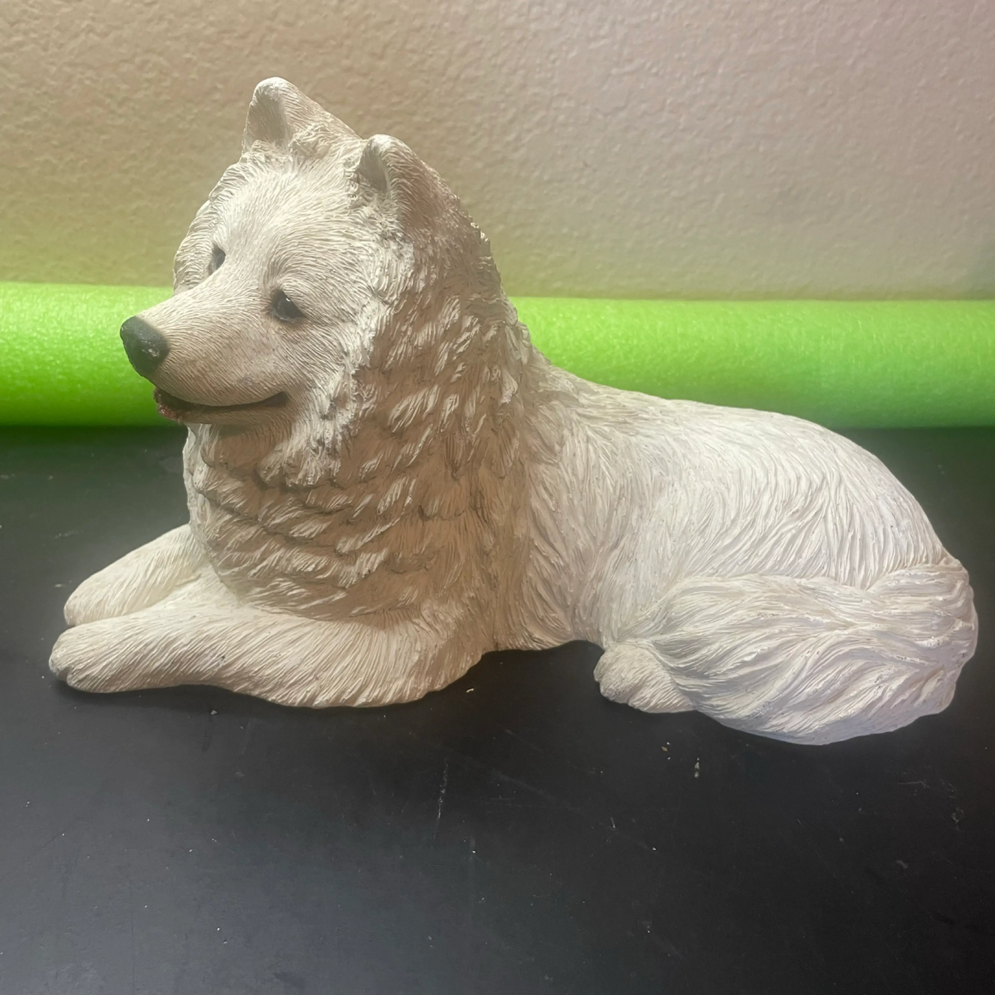 Image 2 of 8