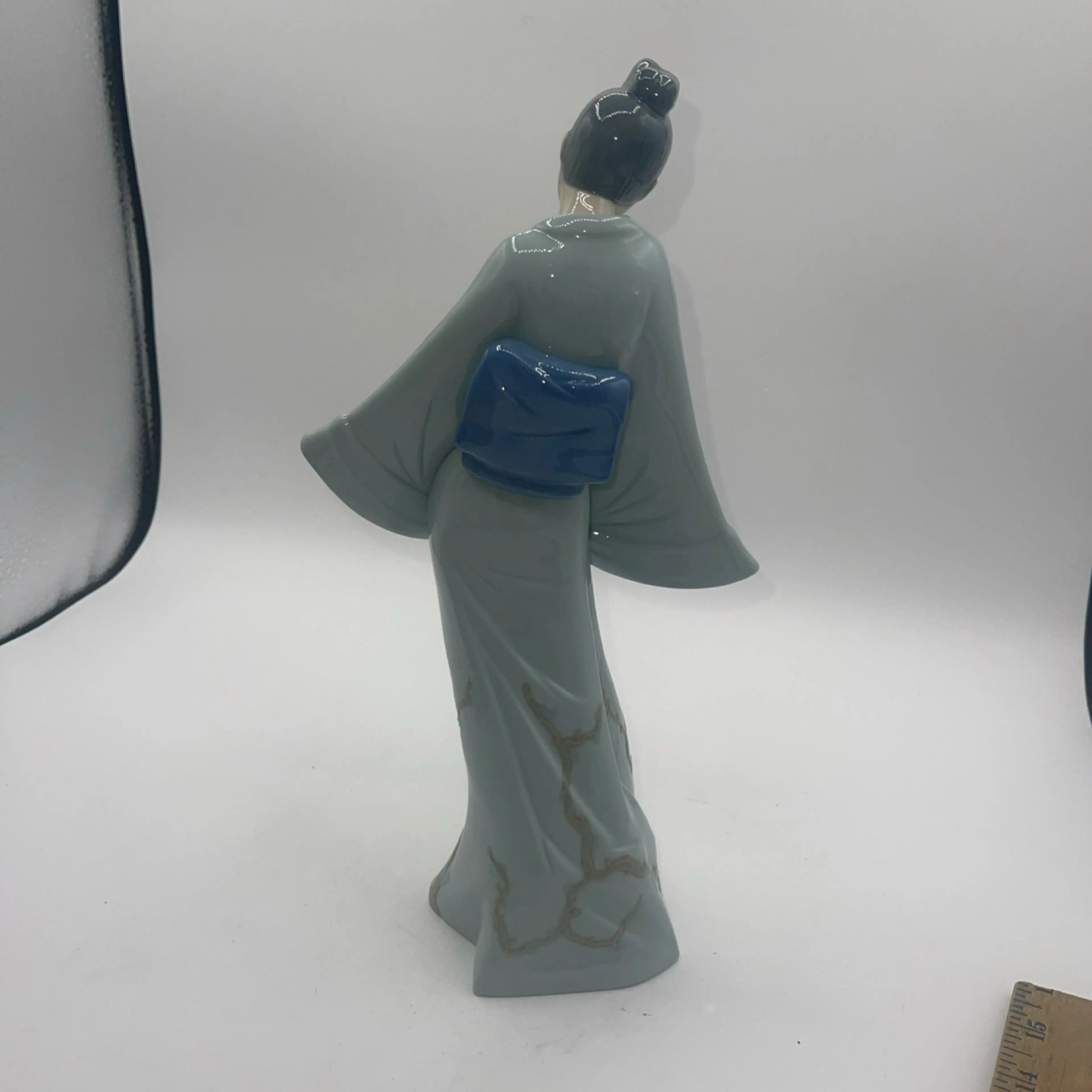 Image 5 of 13
