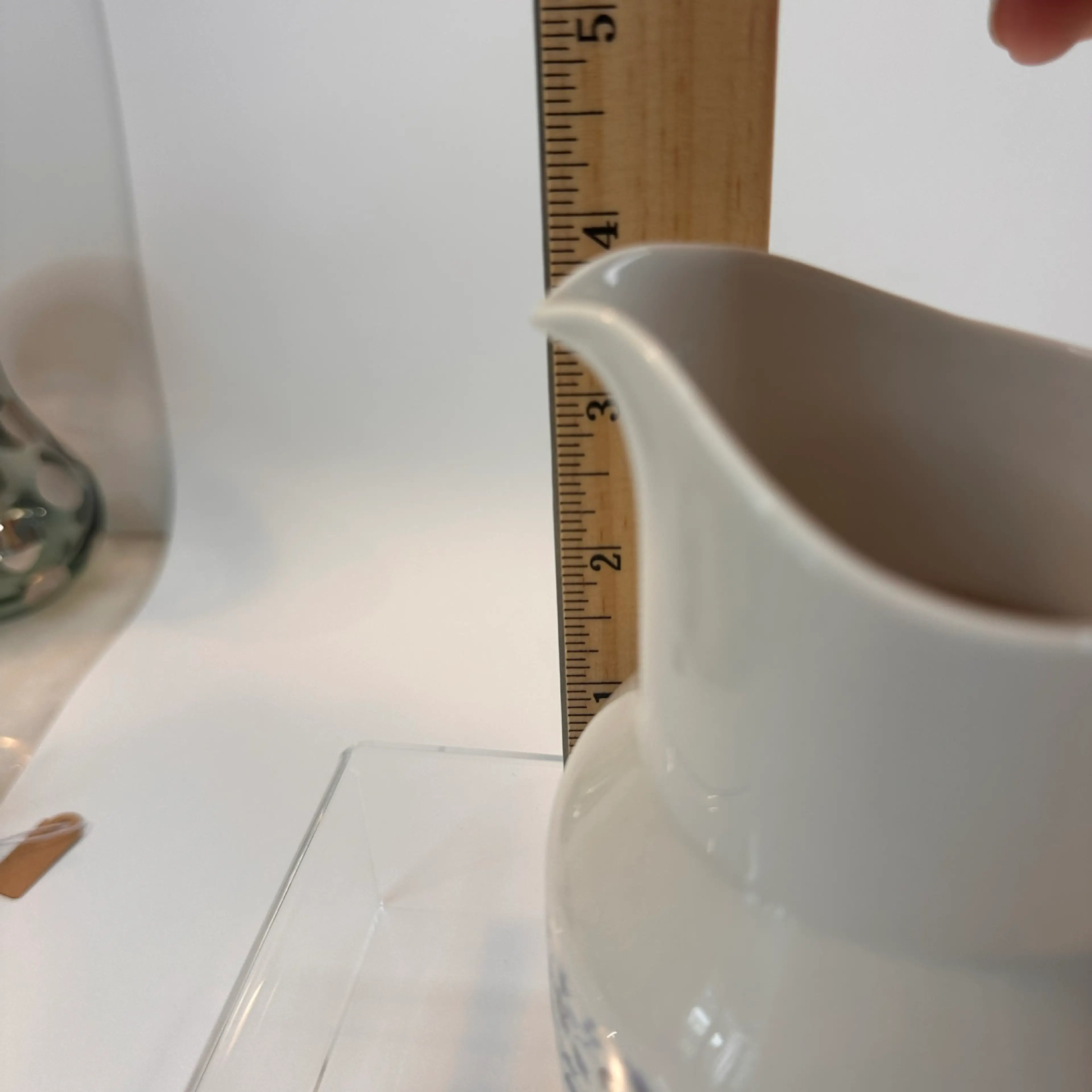 Image 4 of 6